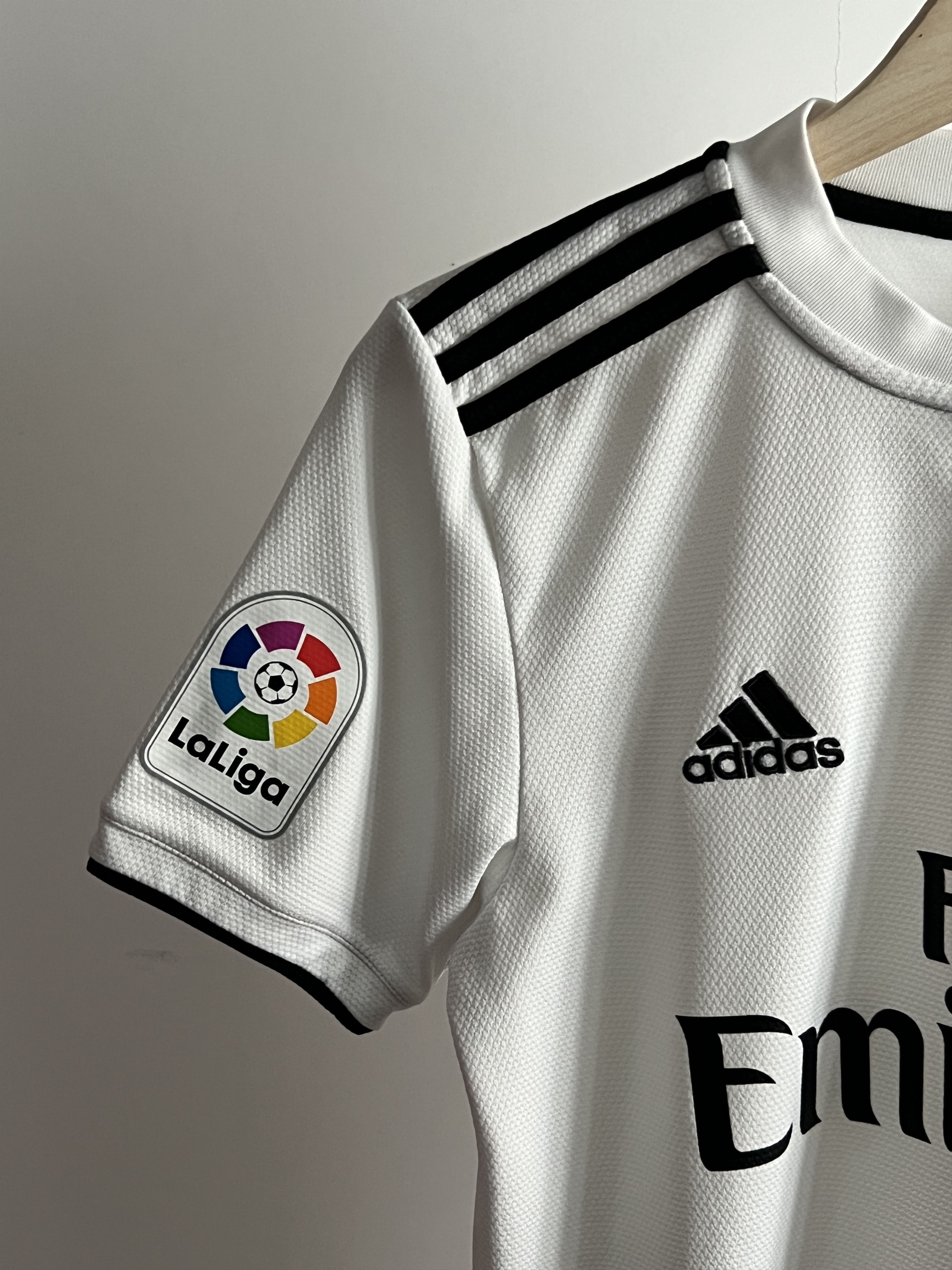 Adidas Soccer Jersey Real Madrid Home Knit 2018/2018 Adidas Spain Size US S / EU 44-46 / 1 - 2 Thumbnail