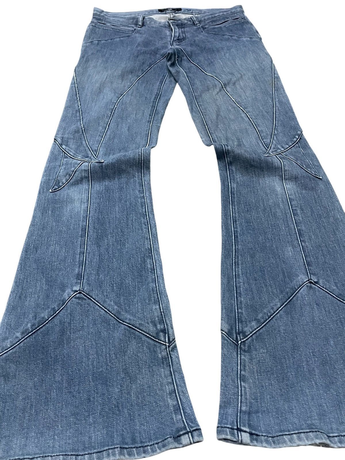 If Six Was Nine × Japanese Brand × Le Grande Bleu (L.G.B.) Super Flared Tribal Layered Jeans By Vivayou Size US 29 - 6 Thumbnail