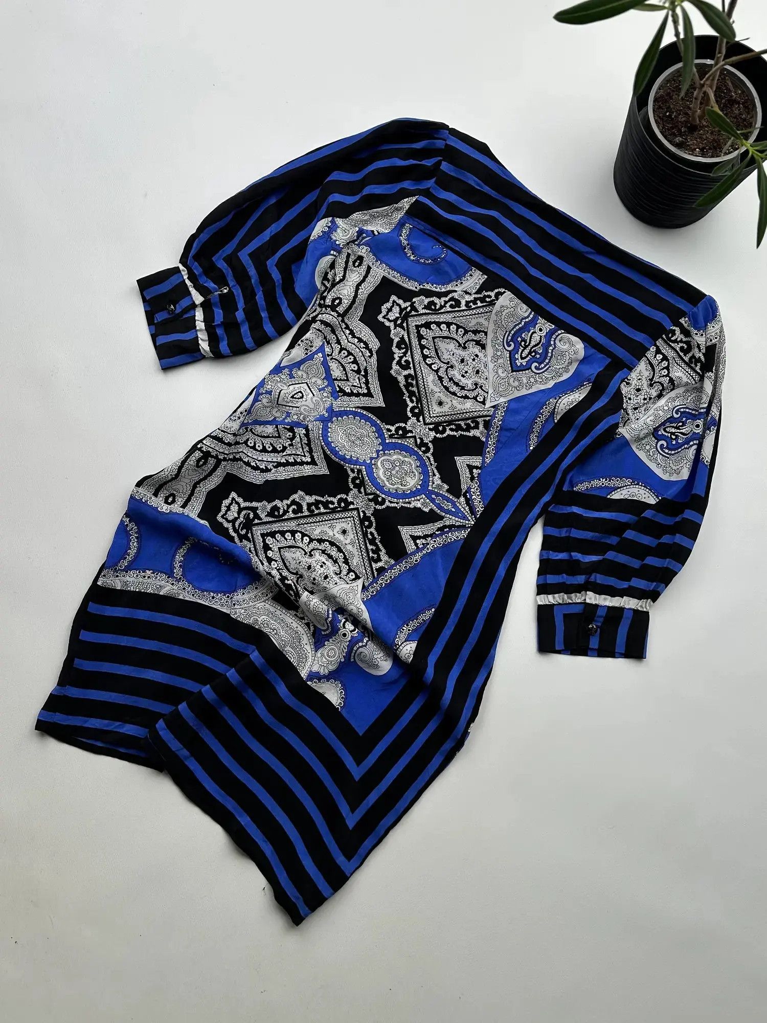 Just Cavalli Class Roberto Cavalli Vintage Printed Dress (367) Size S / US 4 / IT 40 - 7 Thumbnail