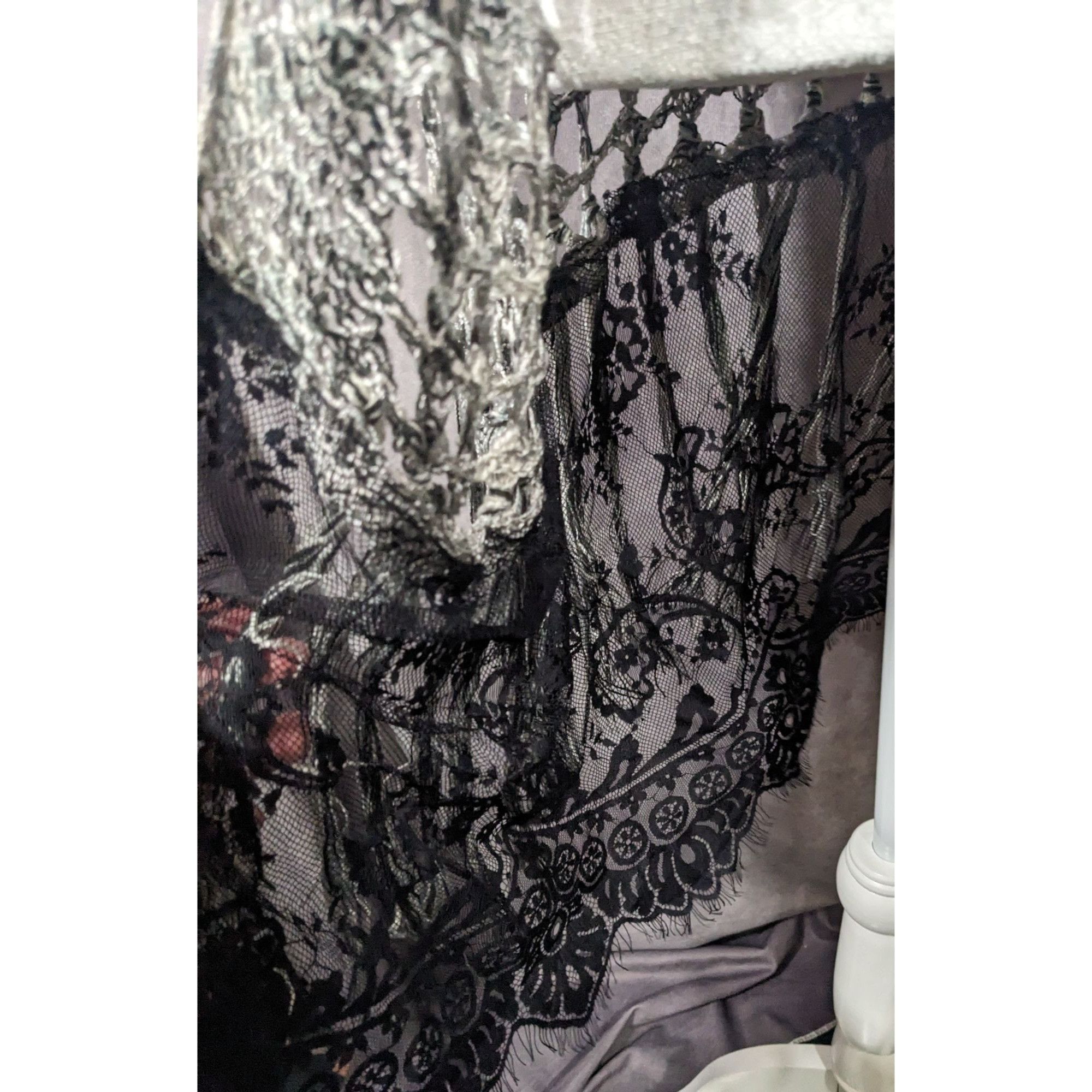 Other And'Or Knit Crochet Fringe Vest With Lace Details Size S/M Size S / US 4 / IT 40 - 10 Thumbnail