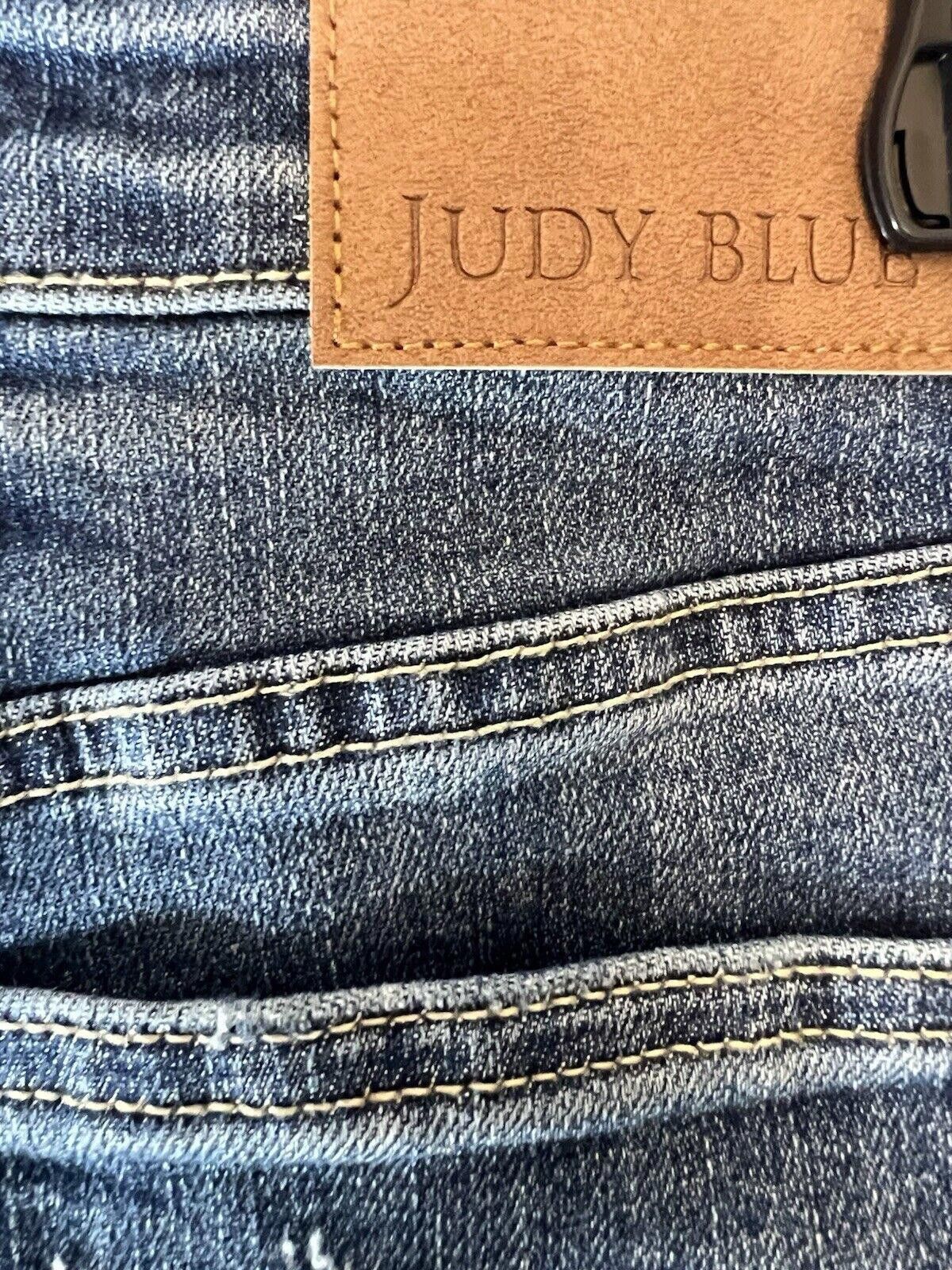 Designer Judy Blue Shorts Womens Size M Stretch Modified Raw Hem Size 32" / US 10 / IT 46 - 4 Thumbnail