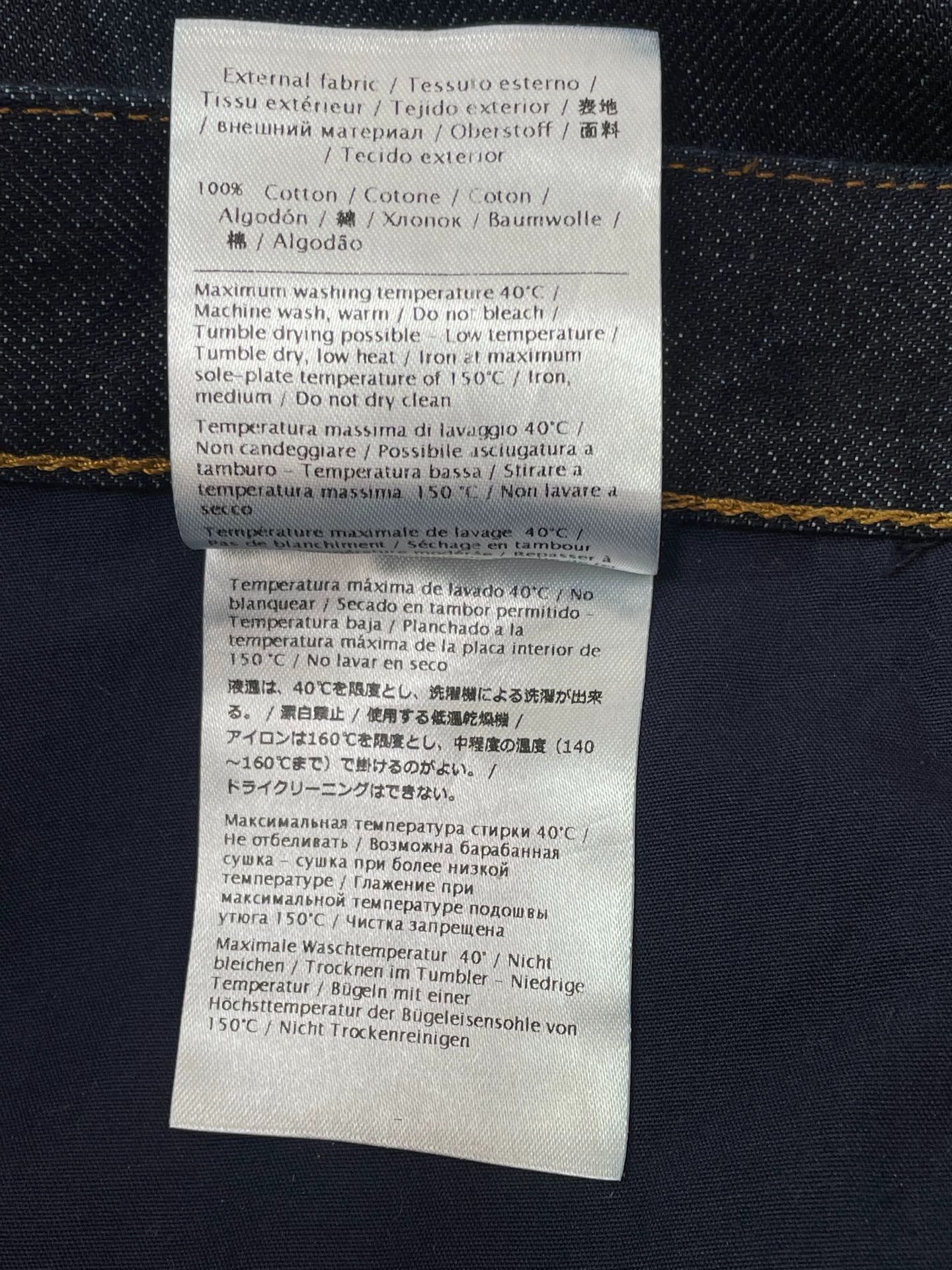 Valentino Valentino Straight Leg Jeans 30 (New, No Tags) Size US 30 / EU 46 - 5 Thumbnail