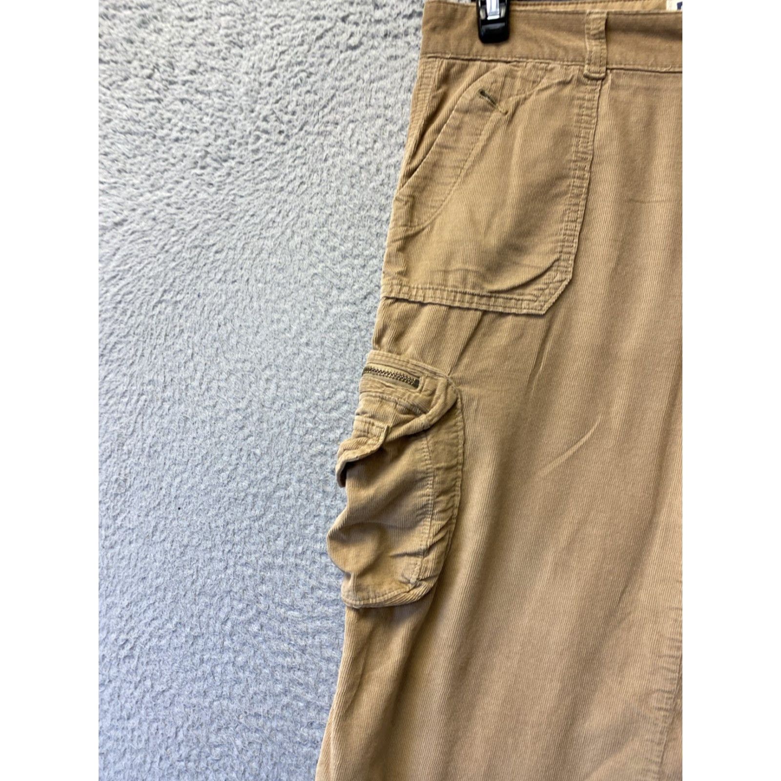 Gap GAP Tan Cargo Cropped Pants Women’s Size 6 Corduroy Regular Fit Size 28" / US 6 / IT 42 - 3 Thumbnail