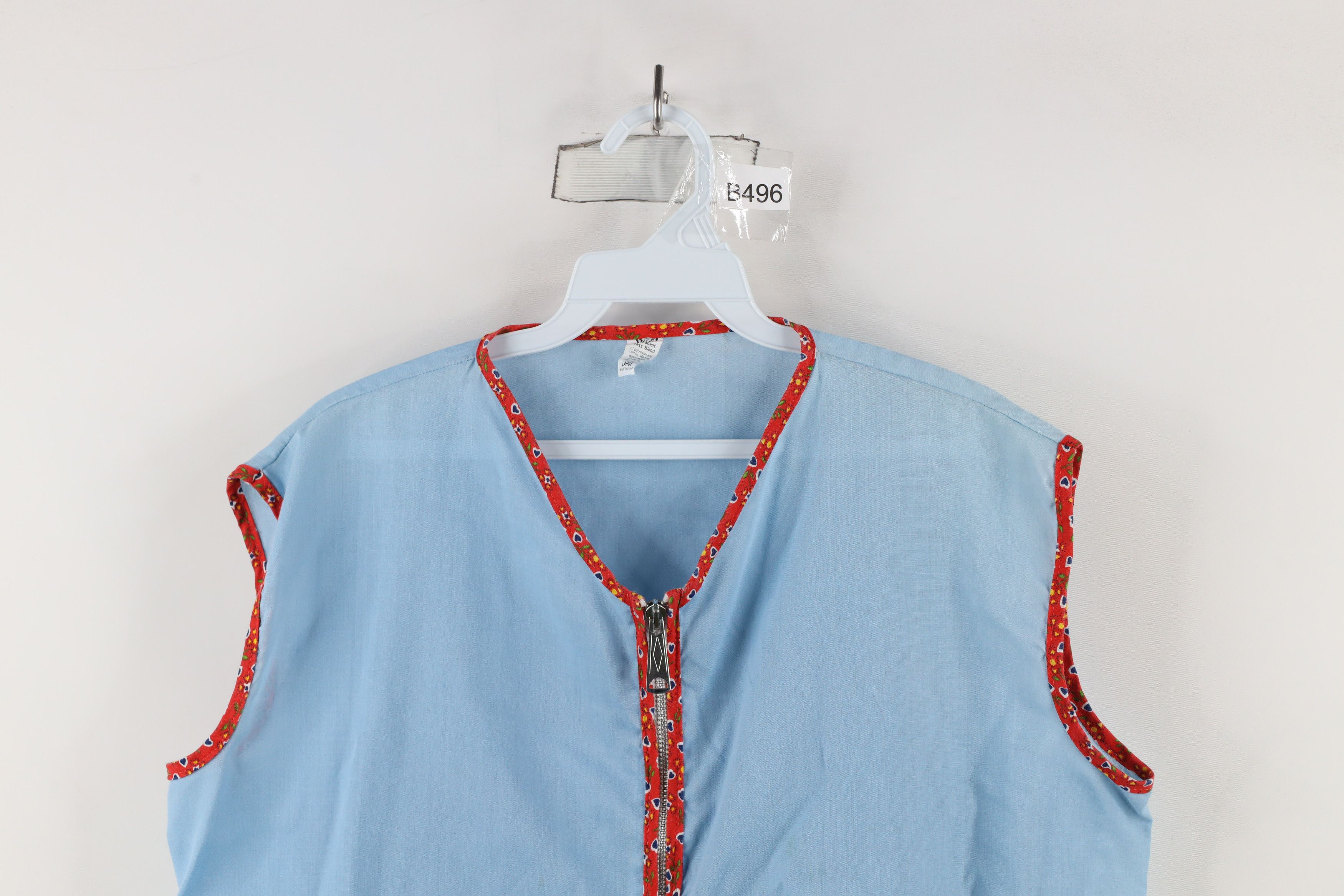Vintage Vintage 70s Streetwear Heart Flower Trim Full Zip Vest USA Size L / US 10 / IT 46 - 2 Thumbnail