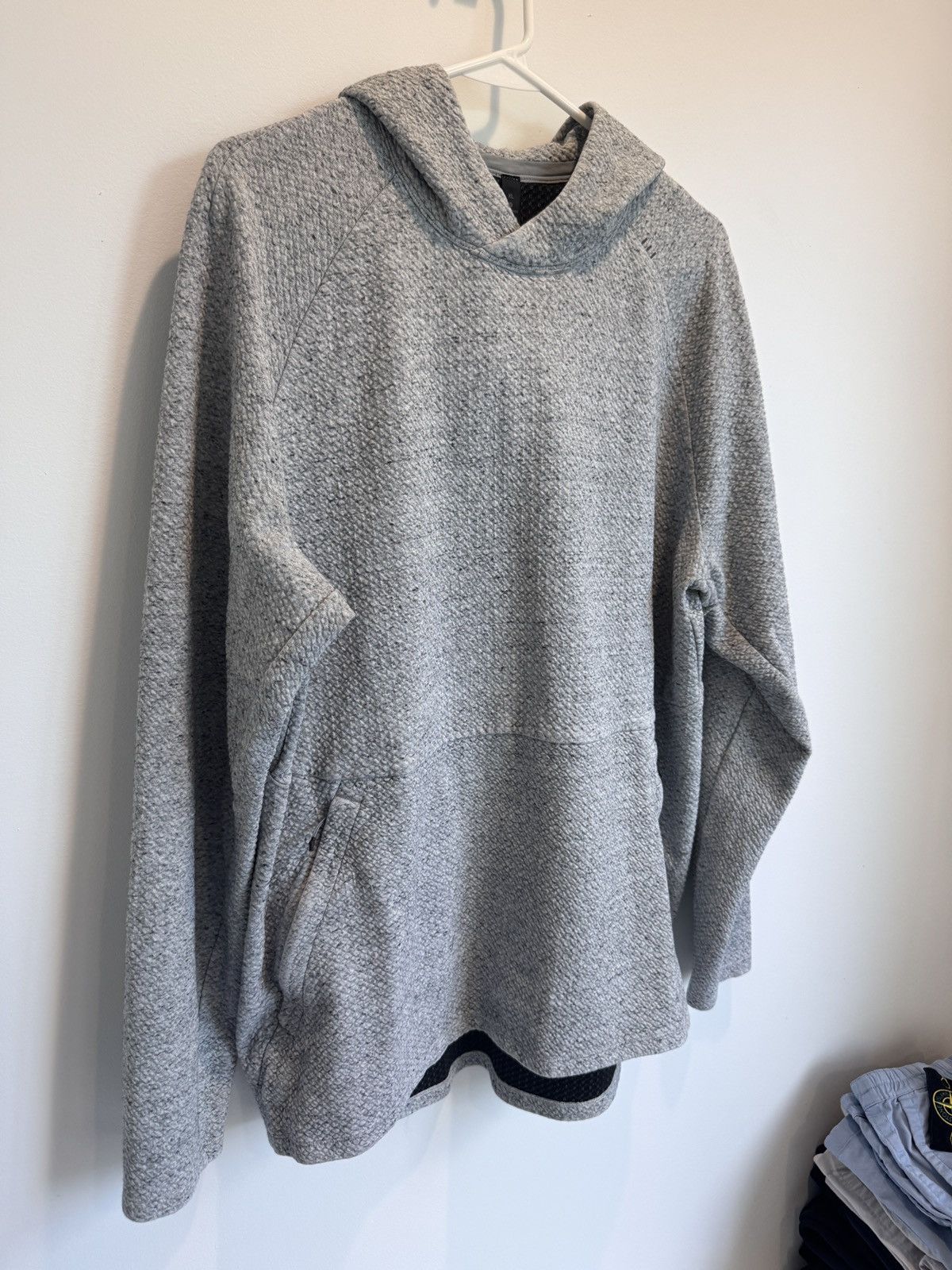 Lululemon Lululemon Mens At Ease Light Heather Grey Hoodie Size XL Size US XL / EU 56 / 4 - 2 Thumbnail