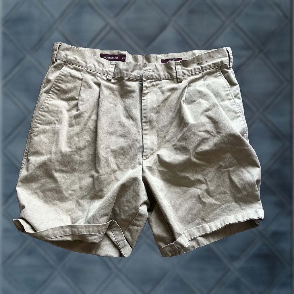 Nordstrom Nordstrom Mens Shorts Bermuda 38 Regular Beige 100% Cotton Pleated Front Pockets High Rise Casual Men’s Short Size US 38 / EU 54 - 1 Thumbnail