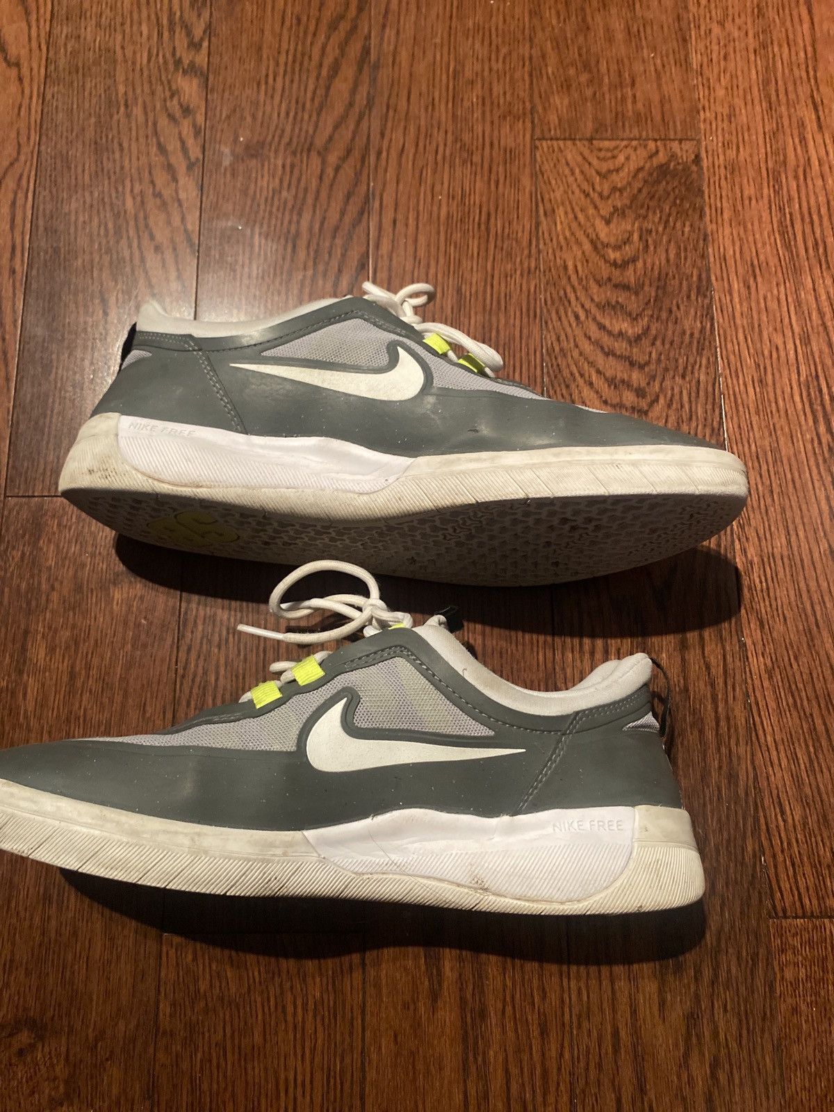 Nike NikeSB Nyjah Free 2 Size US 9.5 / EU 42-43 - 2 Thumbnail