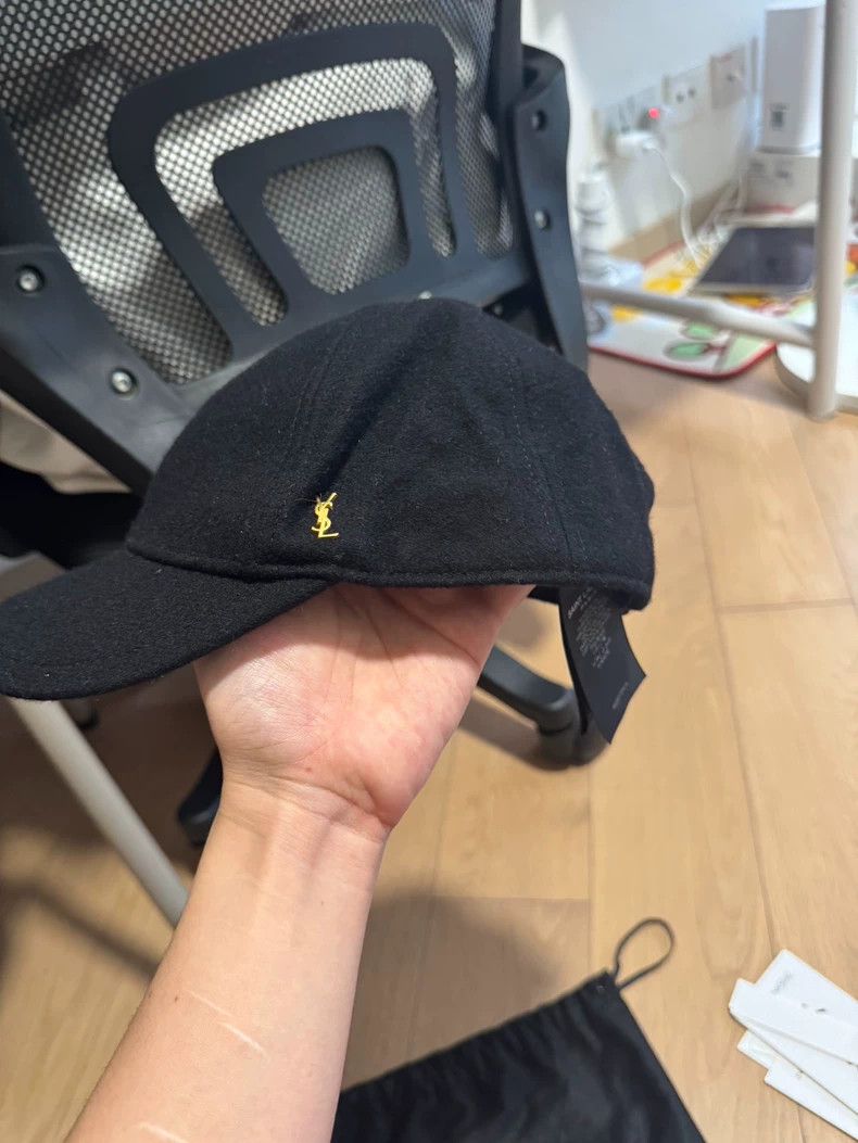 Saint Laurent Paris Saint Laurent Paris flat tongue cap Size ONE SIZE - 1 Thumbnail
