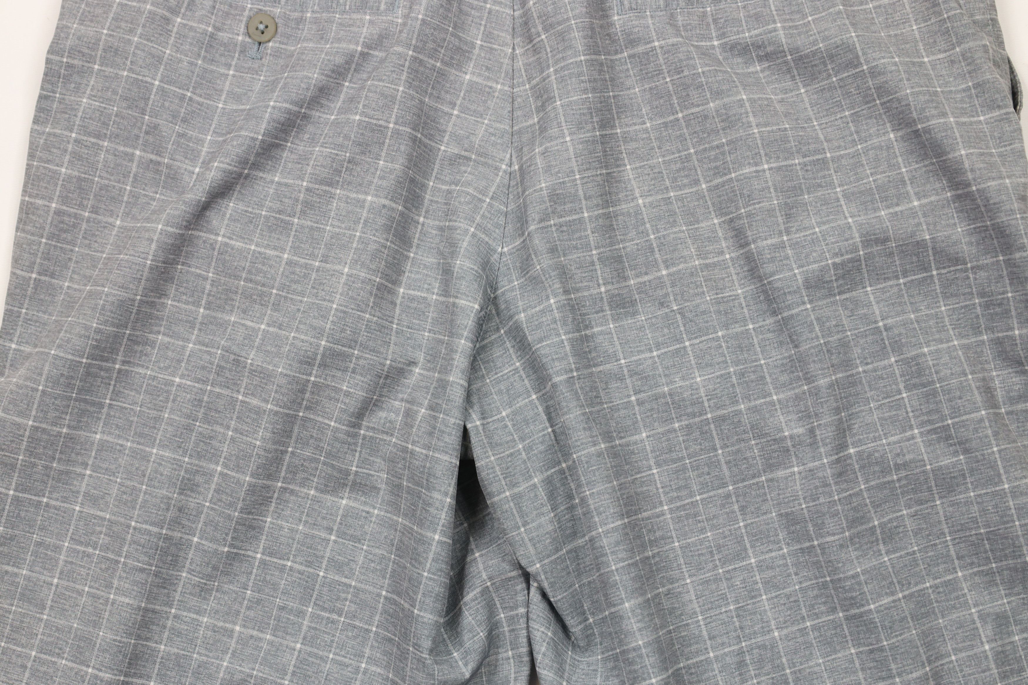 Nike × Vintage Nike Golf Performance Tech Golfing Chino Shorts Gray Plaid Size US 34 / EU 50 - 12 Thumbnail