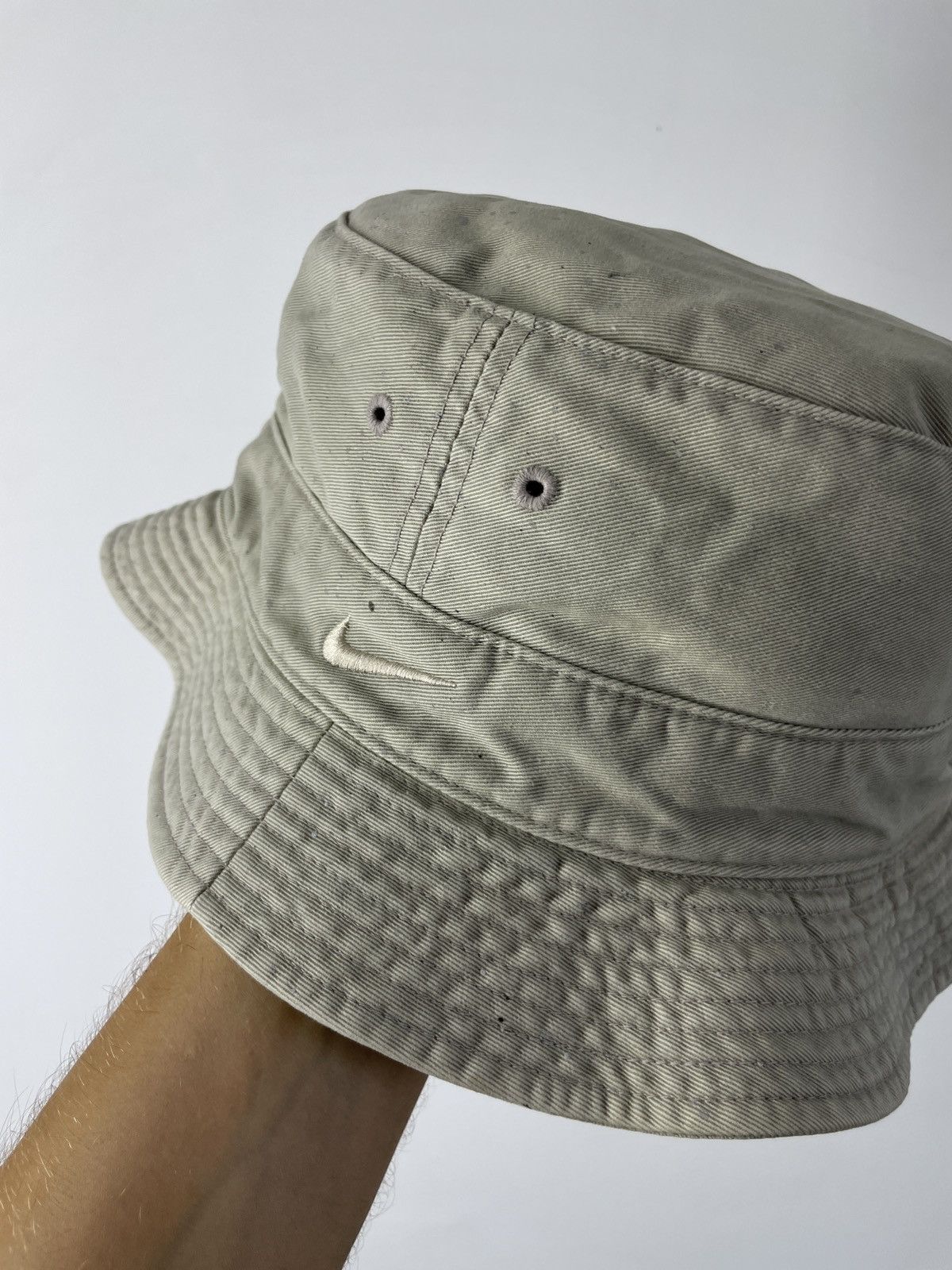 Nike Vntage nike bucket hat painted Size ONE SIZE - 2 Thumbnail