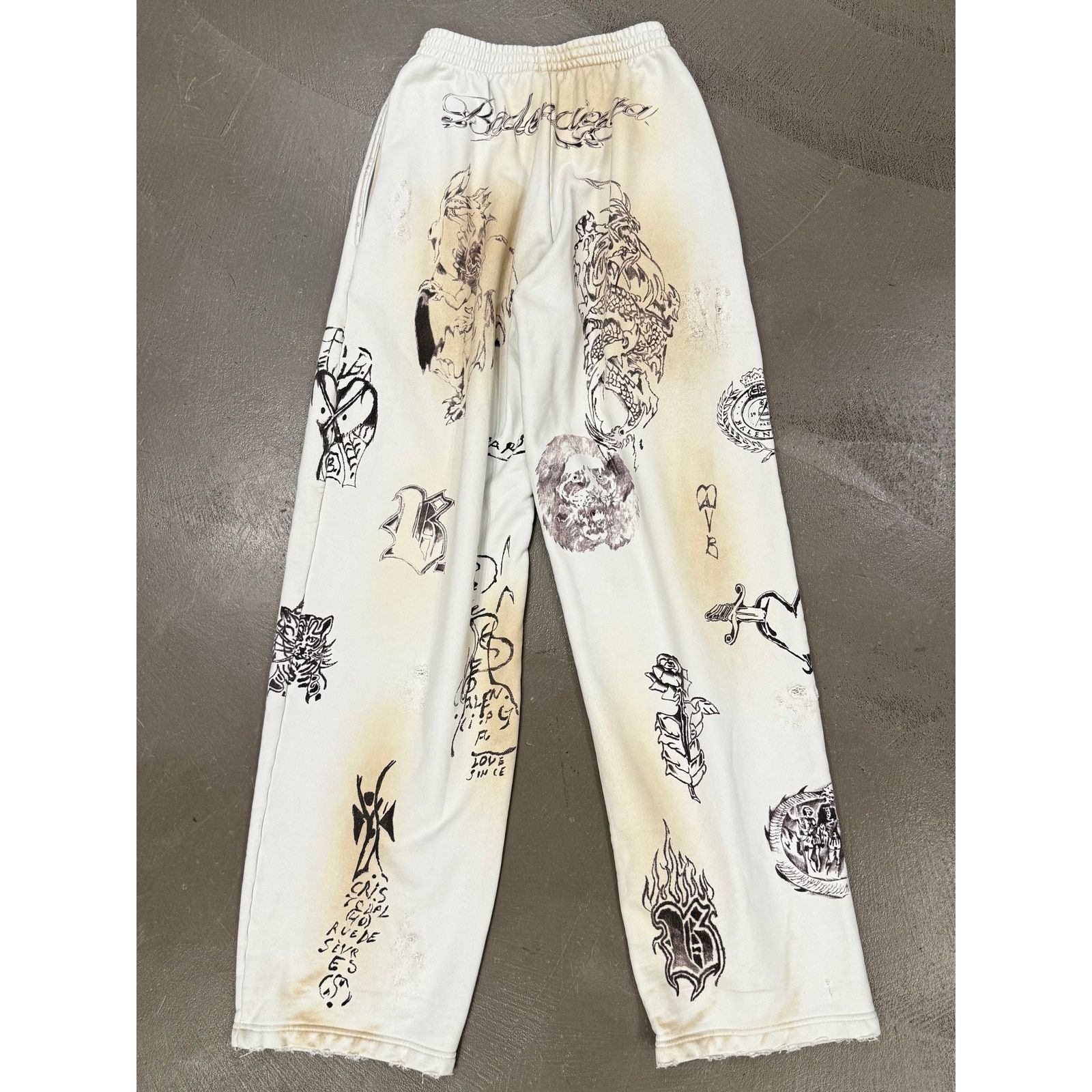 Balenciaga S/S2024 Balenciaga tattoo sweatpants Size US 28 / EU 44 - 3 Thumbnail