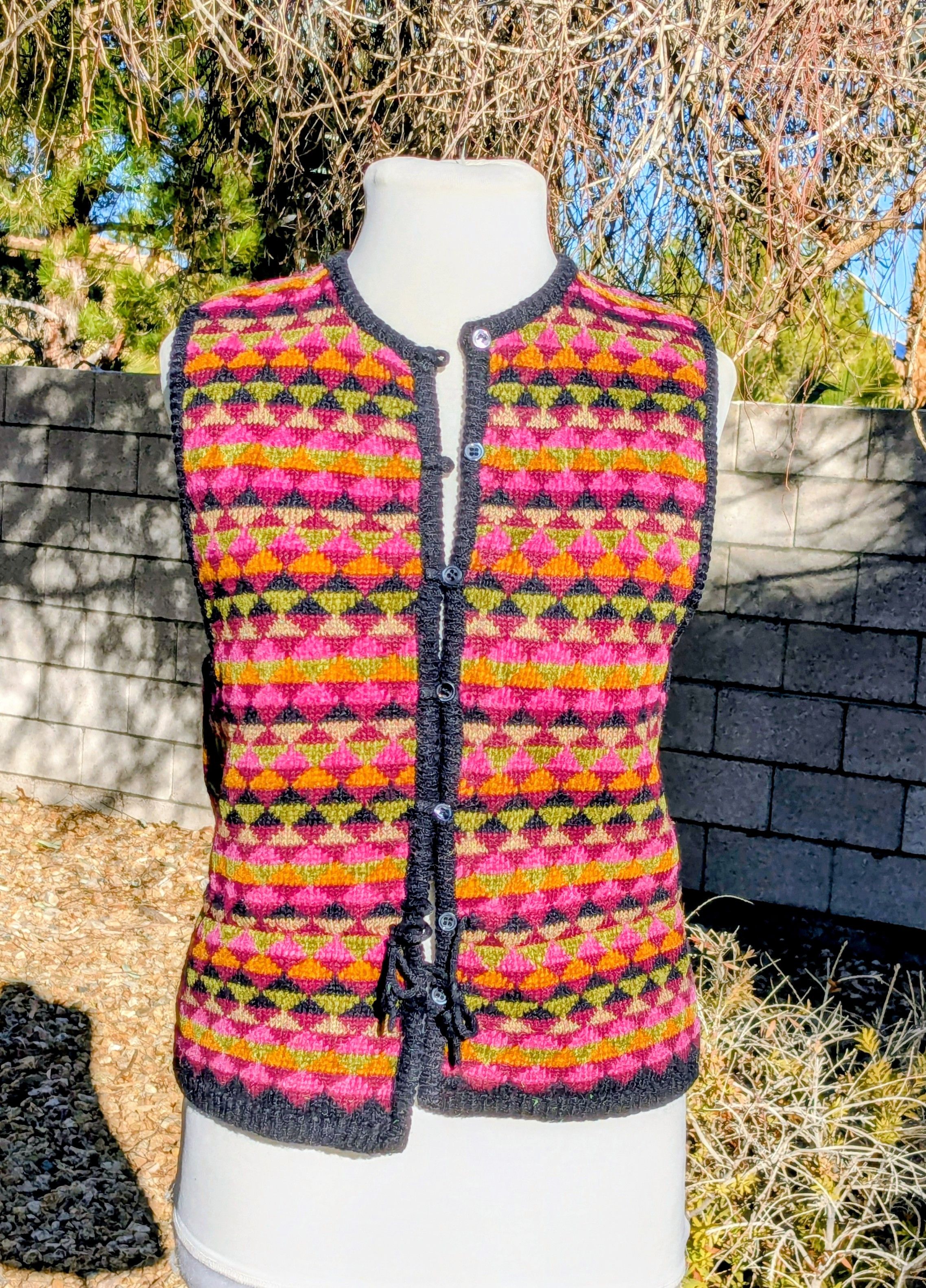 Other Vintage Lilac Fair Isle Petite Wool Button Knit Sweater Vest Size S / US 4 / IT 40 - 1 Thumbnail