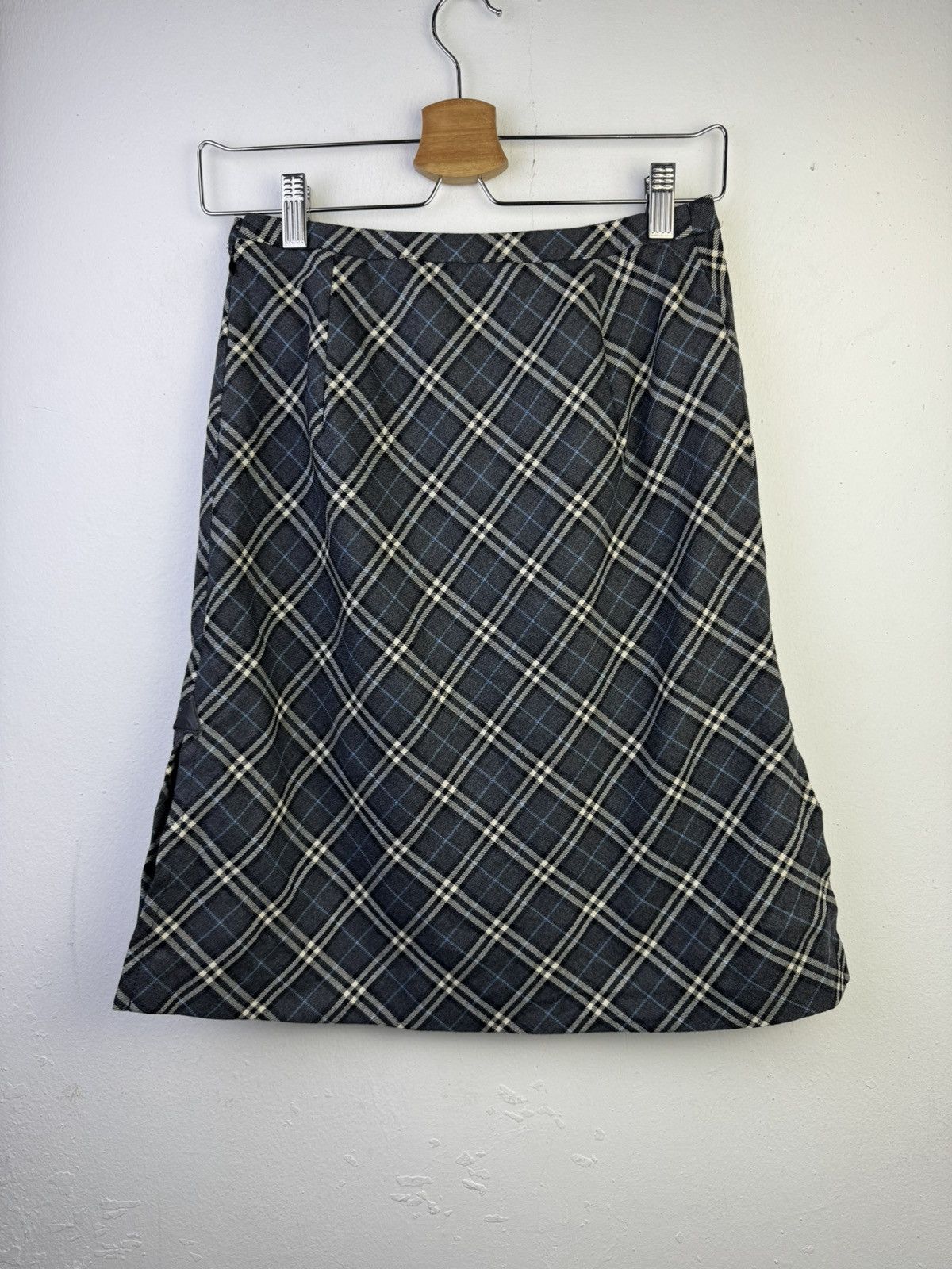 Burberry Burberry Blue Label Nova Check mini skirt wool and nylon Size 26" / US 2 / IT 38 - 5 Thumbnail