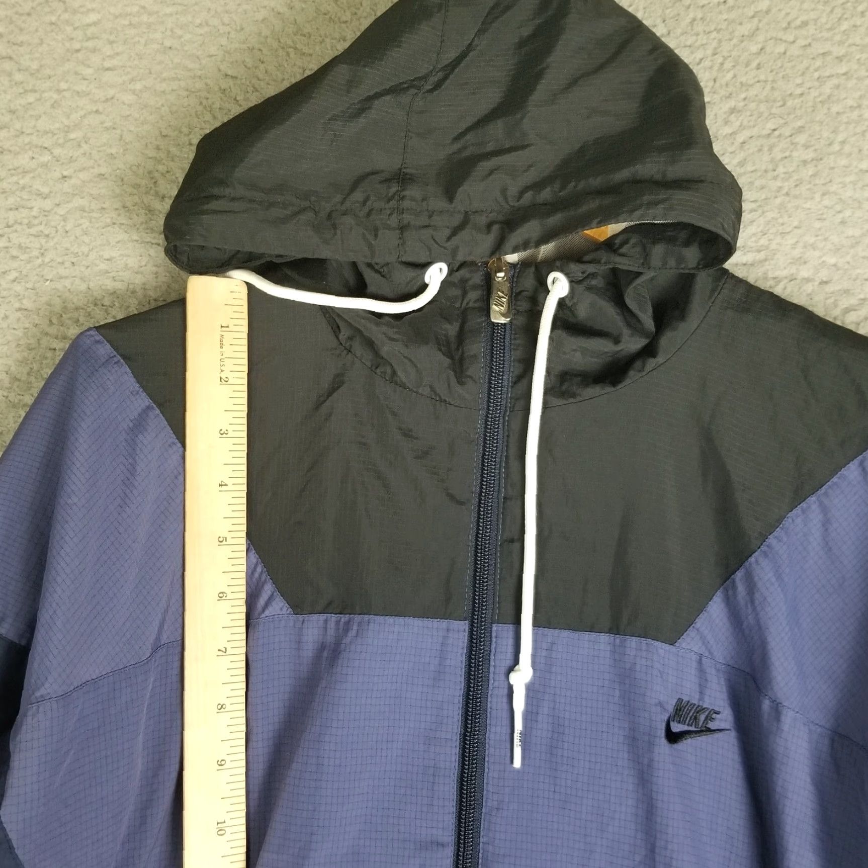 Nike NIKE Windrunner Jacket Kid Medium Purple Multicolored Sports Track Jacket Boys Teens Brand Nike Windrunner Pulse Activewear 90s Theme? Size US M / EU 48-50 / 2 - 6 Thumbnail
