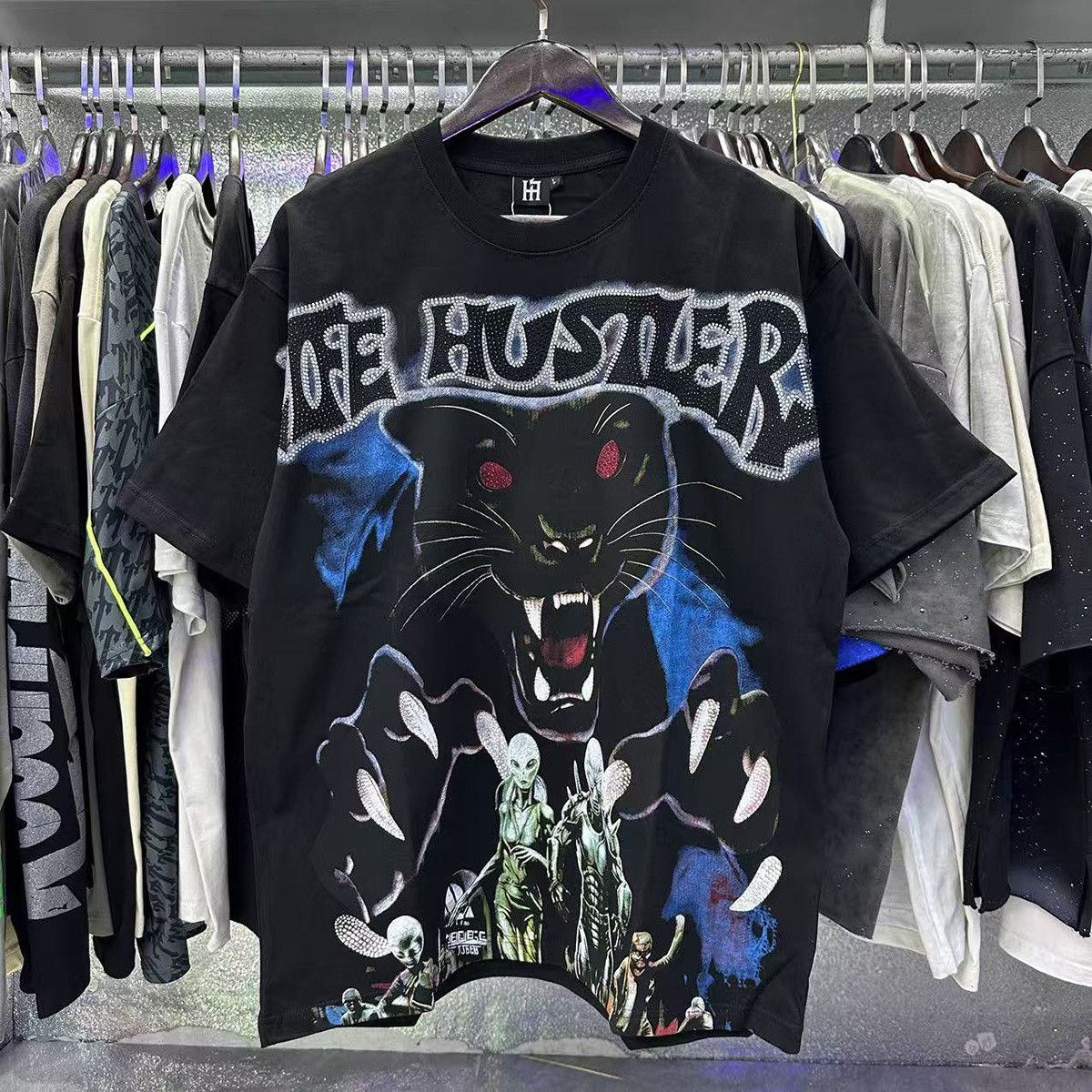 Japanese Brand Black panther rhinestone design short sleeve shirt print Size US M / EU 48-50 / 2 - 1 Thumbnail