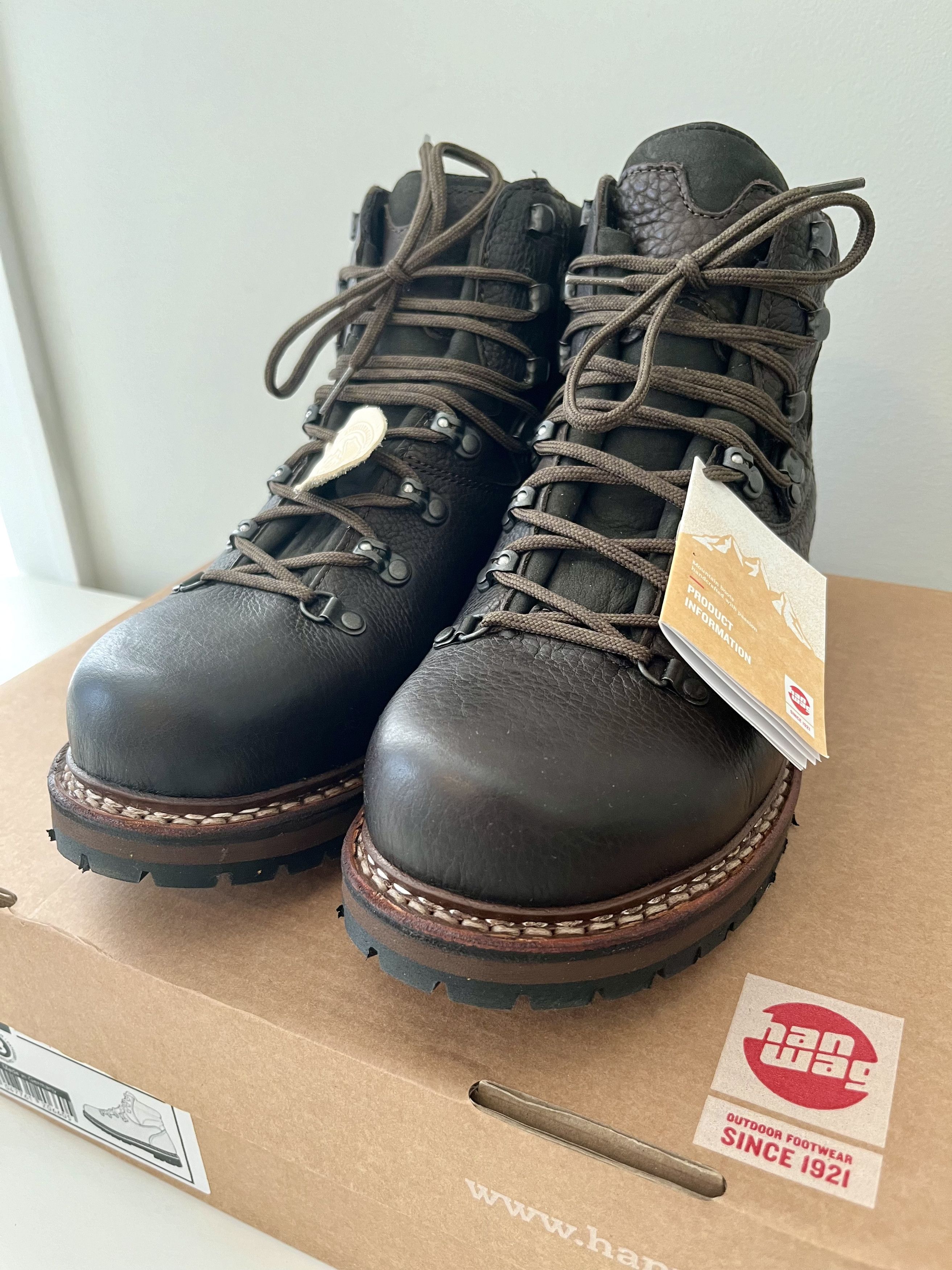 Hanwag Tashi Hiking Boots Size US 11 / EU 44 - 6 Thumbnail