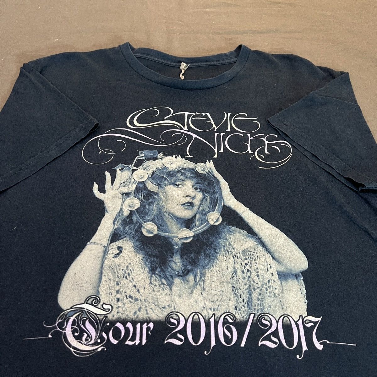 Band Tees 2016-2017 Stevie Nicks Tour Promo Tee L Size US L / EU 52-54 / 3 - 1 Thumbnail