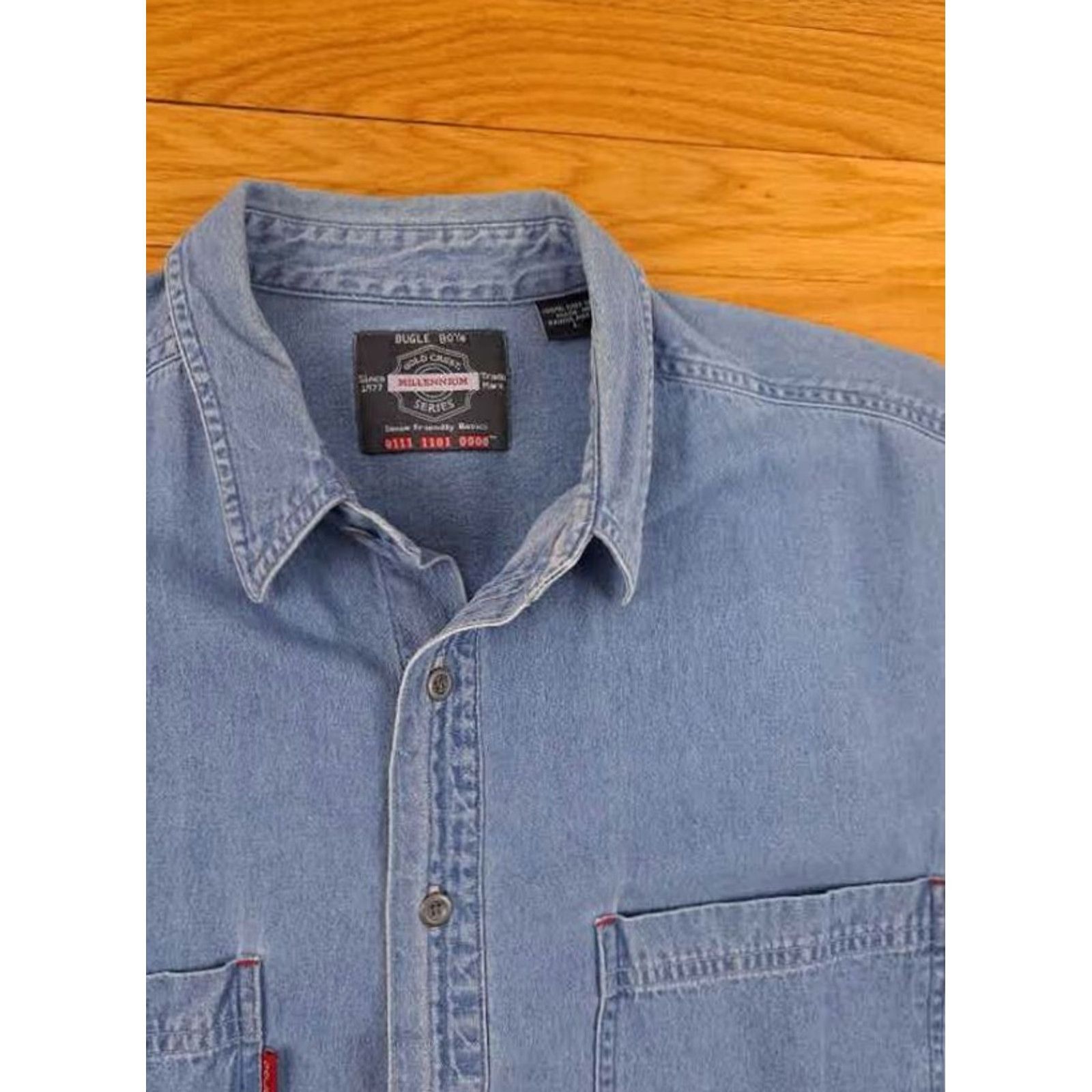 Vintage VINTAGE Bugle Boy Goldcrest Blue Jean Full Button Shirt Large Mens Denim Short Sleeve Button-Up Blue 30in Long 23in Pit to Pit Regular Size L Size US L / EU 52-54 / 3 - 3 Thumbnail
