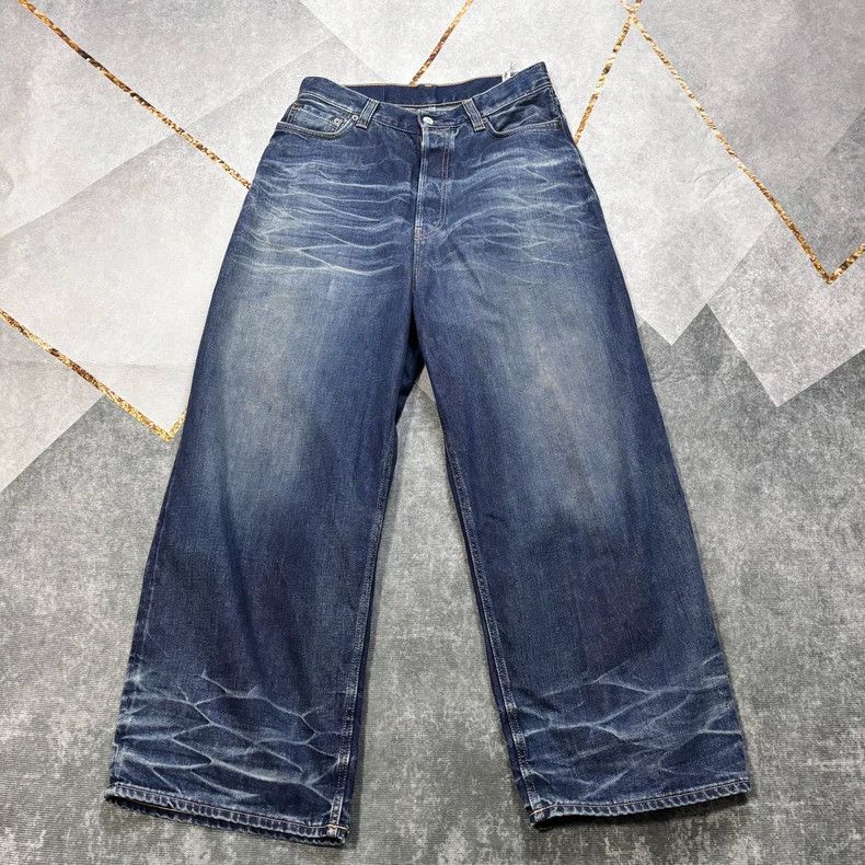 Acne Studios Acne Studios Blue water ripple cat whiskers jeans Size US 28 / EU 44 - 1 Thumbnail