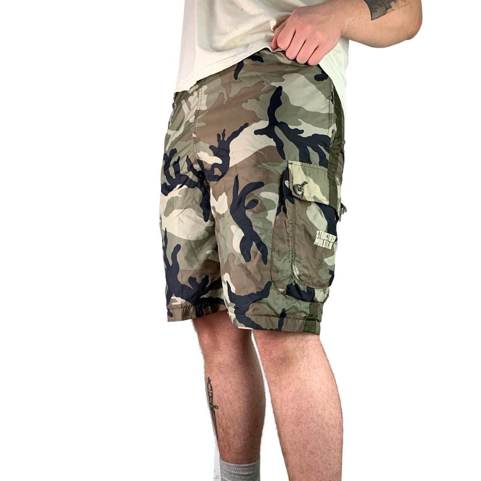 Structure × Vintage Vintage Y2K Structure Nylon Camouflage Cargo Shorts Size US 36 / EU 52 - 2 Thumbnail