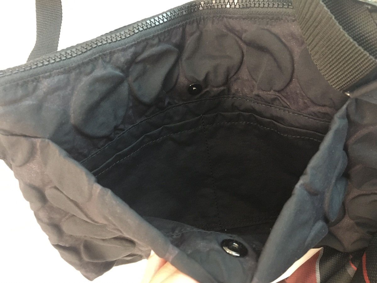 Issey Miyake Plantation By Issey Miyake Polka Dot Design Sling Bag Size ONE SIZE - 5 Thumbnail