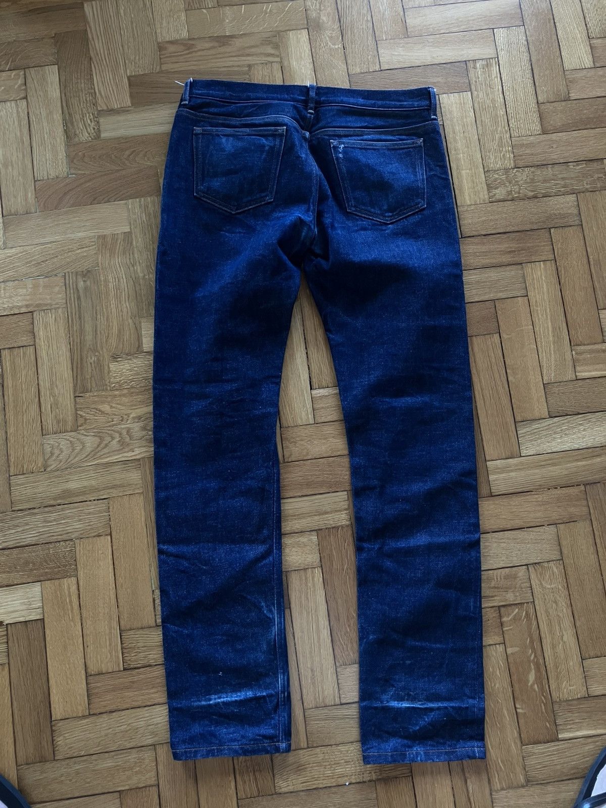 A.P.C. Beautiful wear selvedge pair of APC jeans Size US 32 / EU 48 - 9 Thumbnail