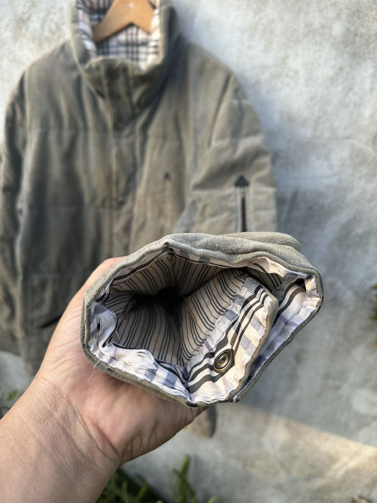 Burberry Burberry black label nova checked down jacket Size US L / EU 52-54 / 3 - 4 Thumbnail