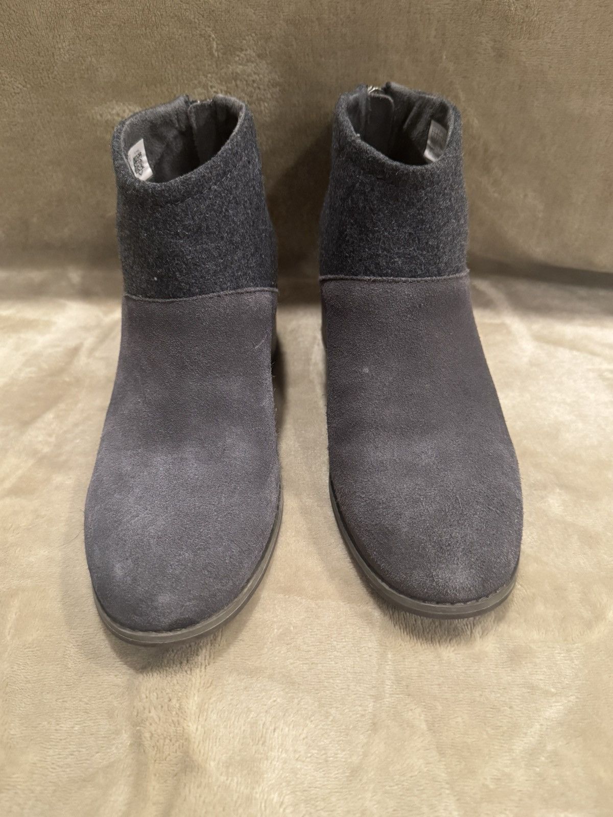 Toms TOMS Women’s Lacy Bootie Forged Iron Grey Heel Size 9 Size US 9 / IT 39 - 1 Thumbnail