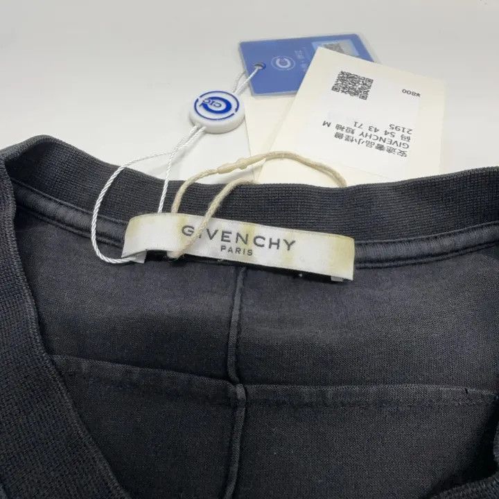 Givenchy Givenchy Givenchy Casual Stylish Tshirt with Graphic Print Size US M / EU 48-50 / 2 - 2 Thumbnail