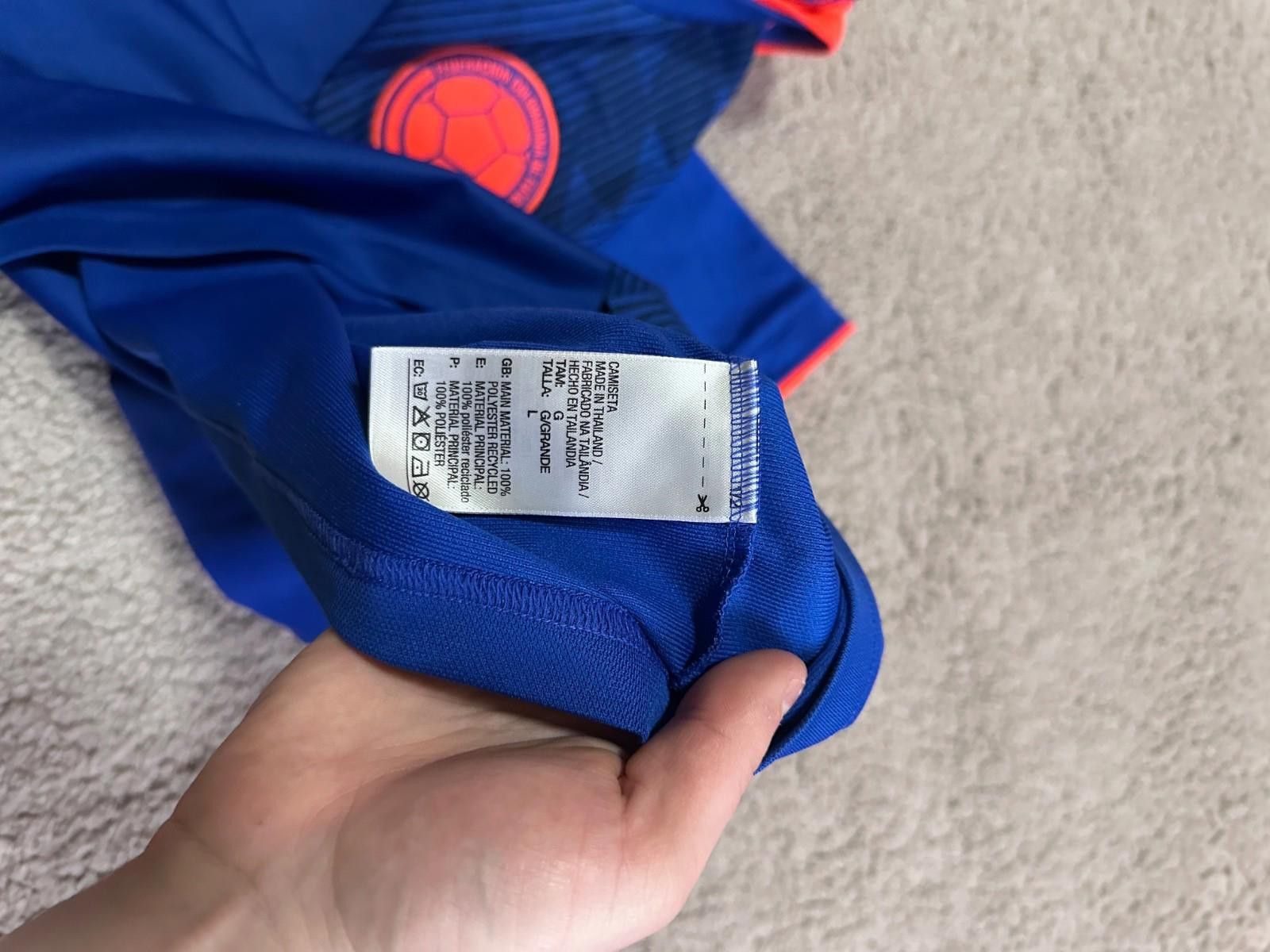 Adidas COLOMBIA 2018 2019 AWAY SHIRT FOOTBALL SOCCER JERSEY ADIDAS Size US L / EU 52-54 / 3 - 6 Thumbnail