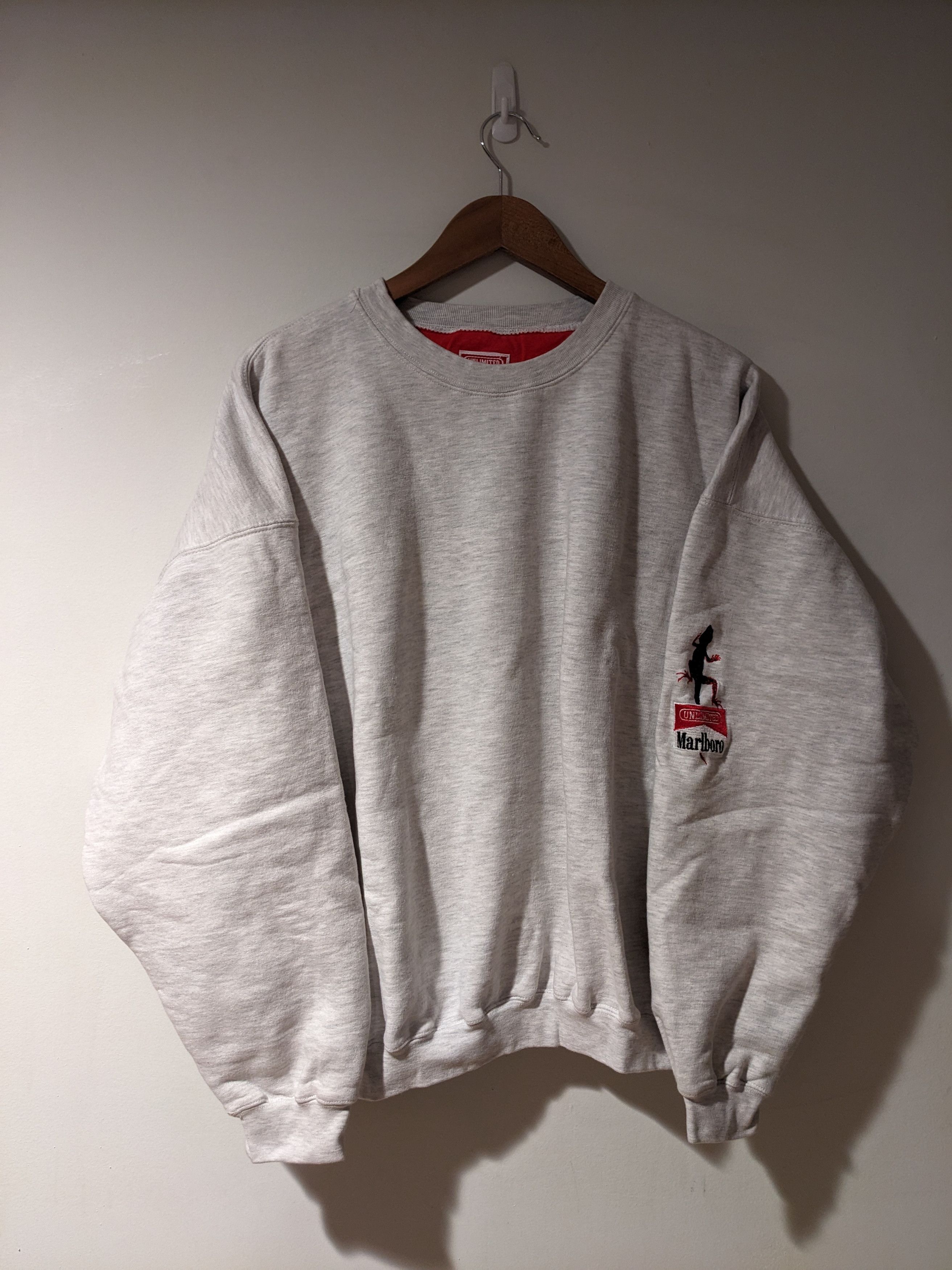 image of 90's Marlboro Cigarette Chameleon Lizard Sweatshirt in Grey, Men's (Size XL)