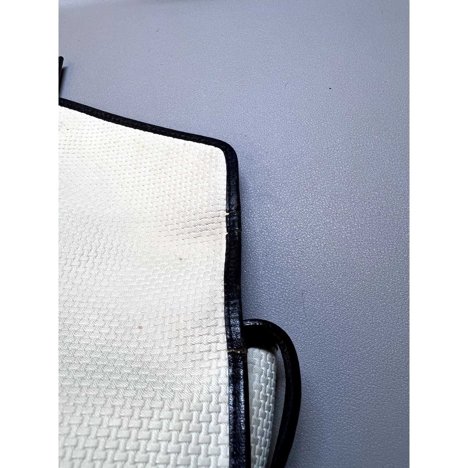 Yves Saint Laurent VINTAGE Late Y2K YSL Ivory Navy Blue Canvas Woven Crossbody Size ONE SIZE - 10 Thumbnail