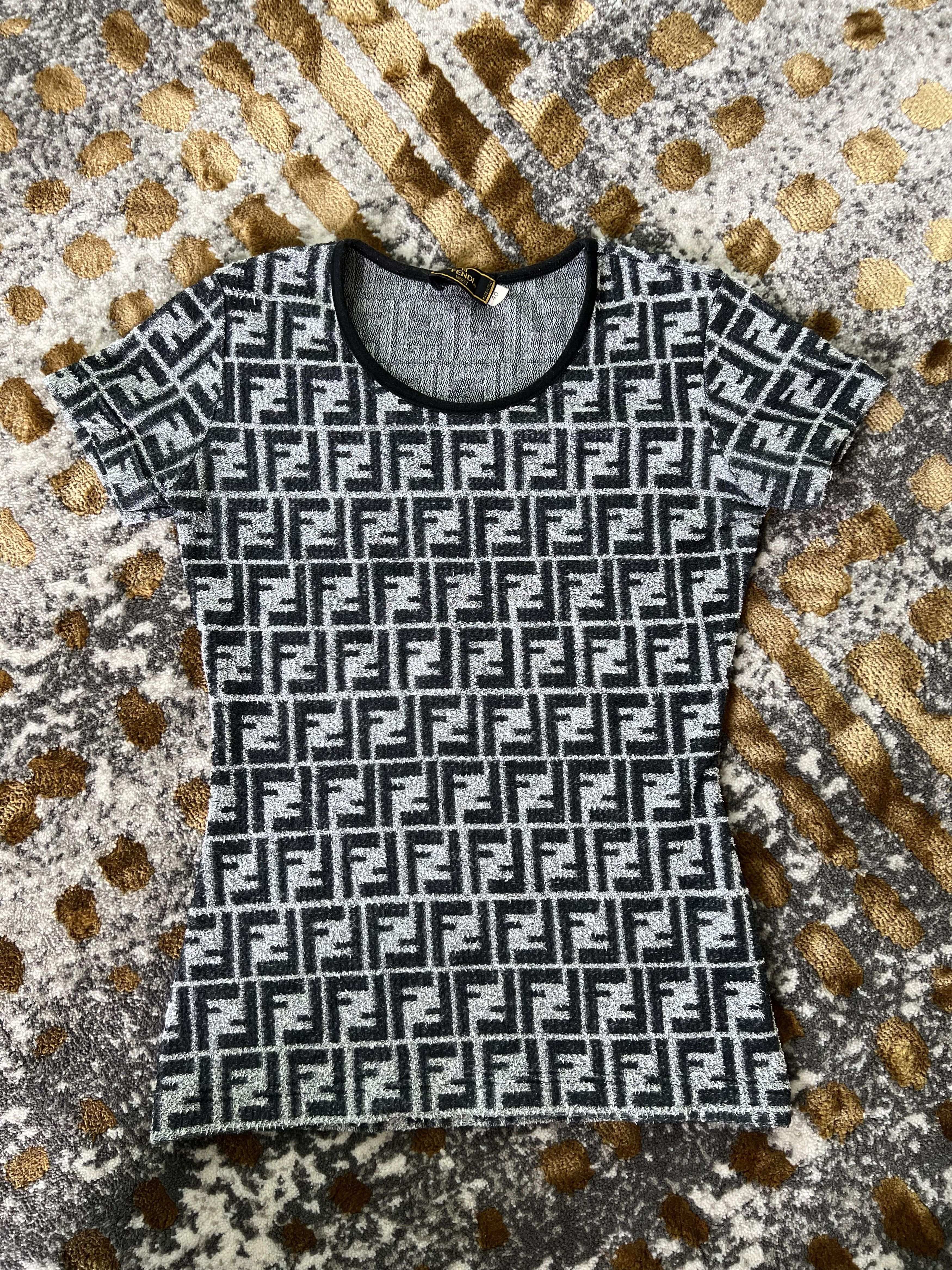 Fendi × Vintage Vintage Fendi Monogram t-shirt Size S / US 4 / IT 40 - 1 Thumbnail