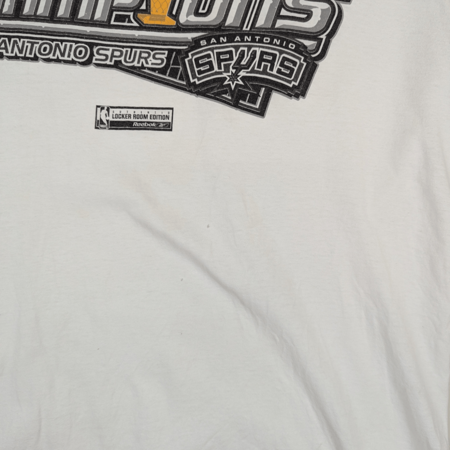 NBA REEBOK 2005 NBA Champions San Antonio Spurs T-Shirt Size US M / EU 48-50 / 2 - 7 Thumbnail