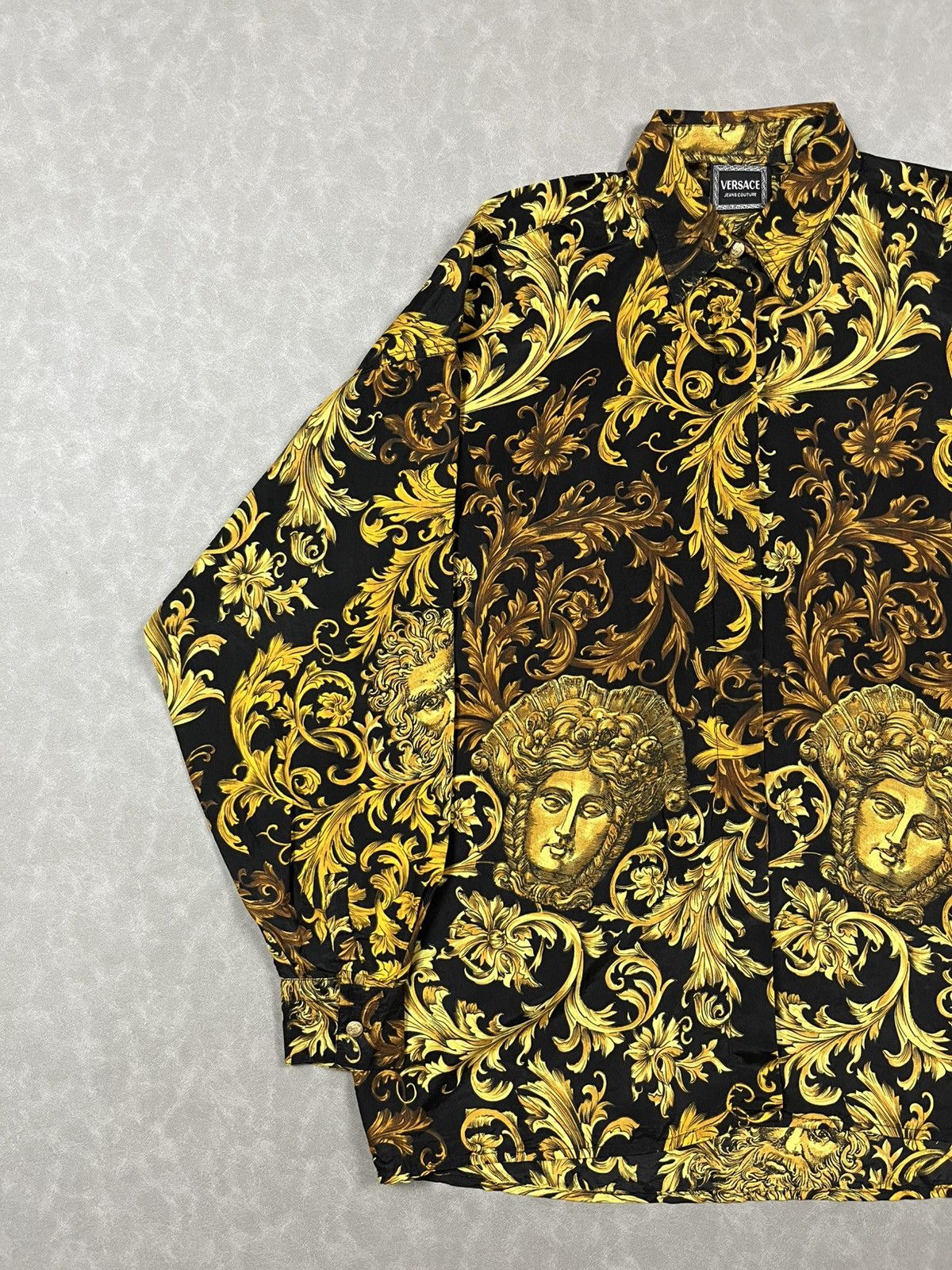 Versace Jeans Couture 90s Versace baroque silk Size US L / EU 52-54 / 3 - 3 Thumbnail