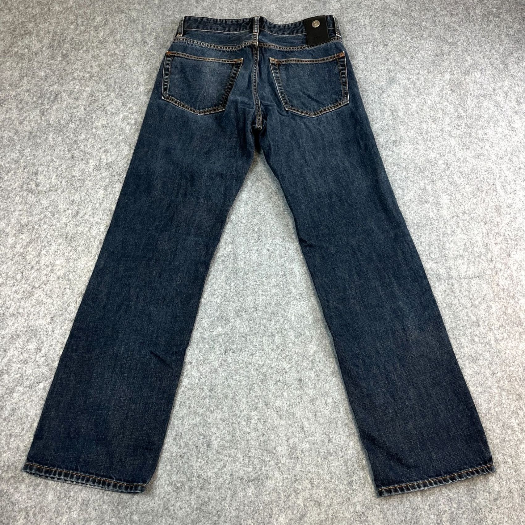 Hugo Boss HUGO BOSS Kansas Jeans Regular 30 30 Dark Wash Blue Denim 5-Pocket Design Mens Jeans Size US 30 / EU 46 - 2 Thumbnail