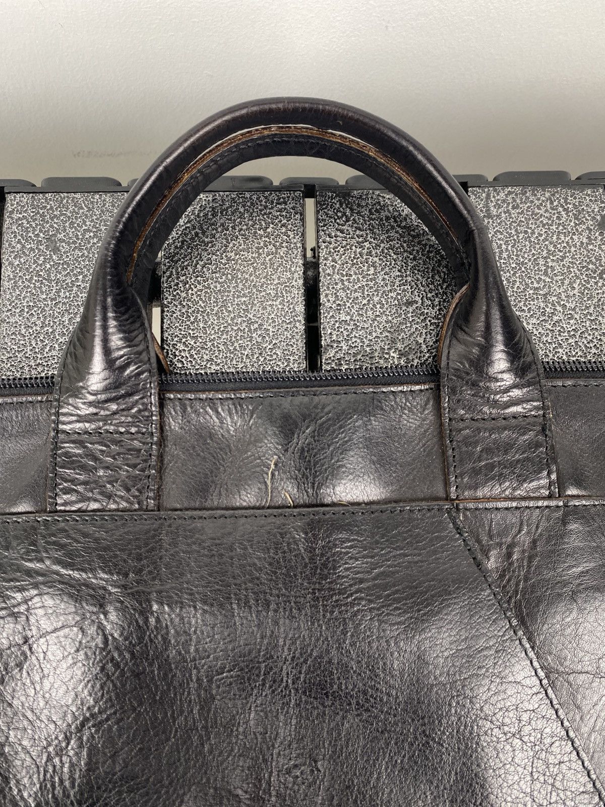 Tsumori Chisato 2000’s Tsumori Chisato Patina Leather Tote Bag Size ONE SIZE - 7 Thumbnail