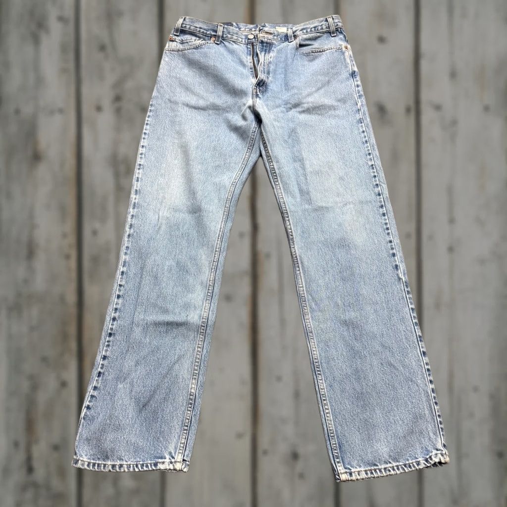 Levi's VINTAGE Levi's 505 Jeans Men 38x34 Straight Light Wash Paper Tag Blue 3555 Mens Regular Blue Straight 34in Inseam Size US 38 / EU 54 - 1 Thumbnail