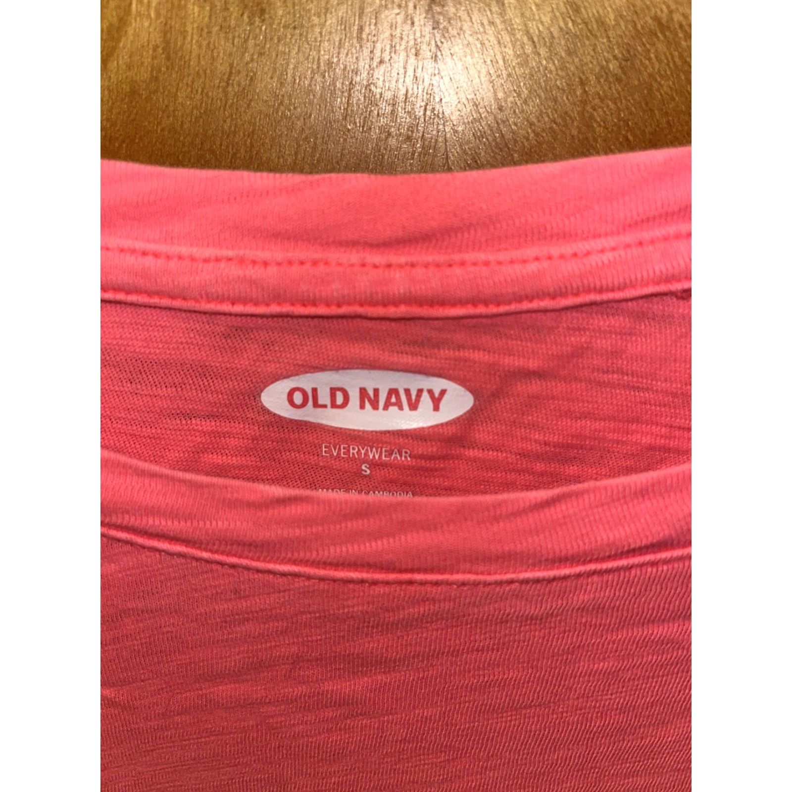Old Navy Vintage Old Navy Women’s T-Shirt Small Summer Pink Casual Cotton Short Sleeve Size S / US 4 / IT 40 - 2 Thumbnail
