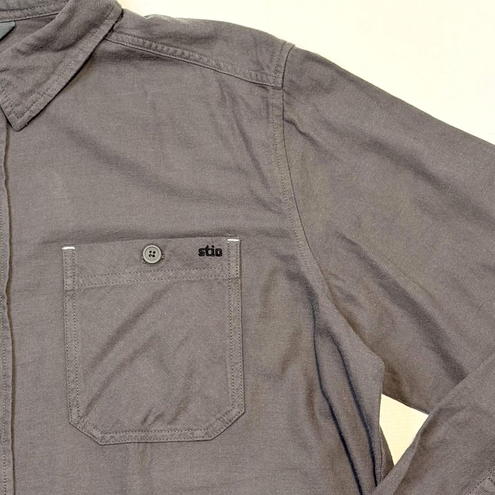 Vintage Stio Shirt Mens XL Gray Organic Cotton Button Front Long Sleeve Outdoors Casual Size US XL / EU 56 / 4 - 3 Thumbnail
