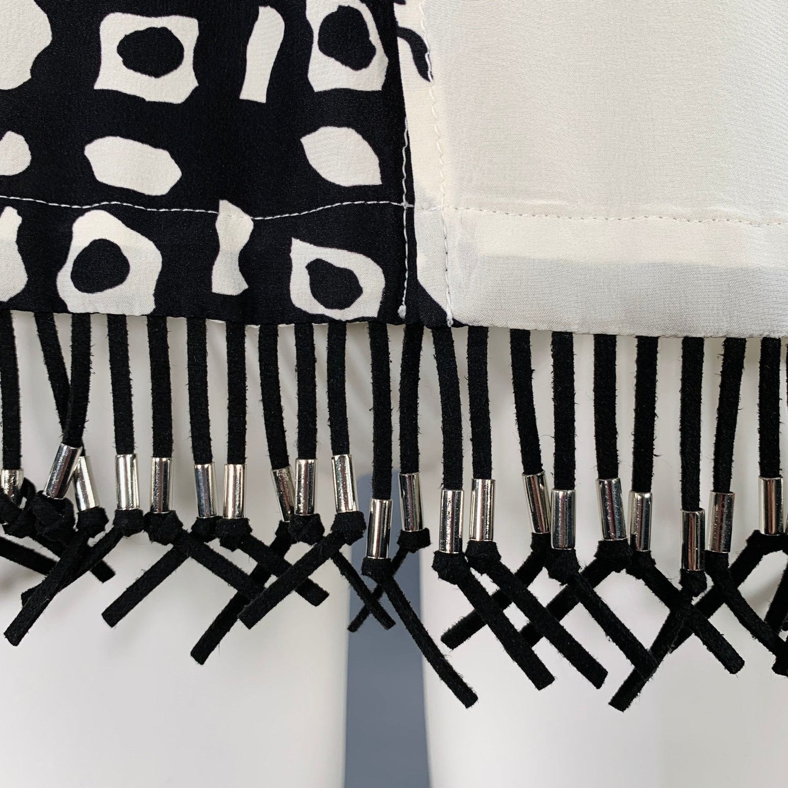 Altuzarra ALTUZARRA Black Cream Abstract Sleeveless Fringe Casual Top Size M / US 6-8 / IT 42-44 - 2 Thumbnail