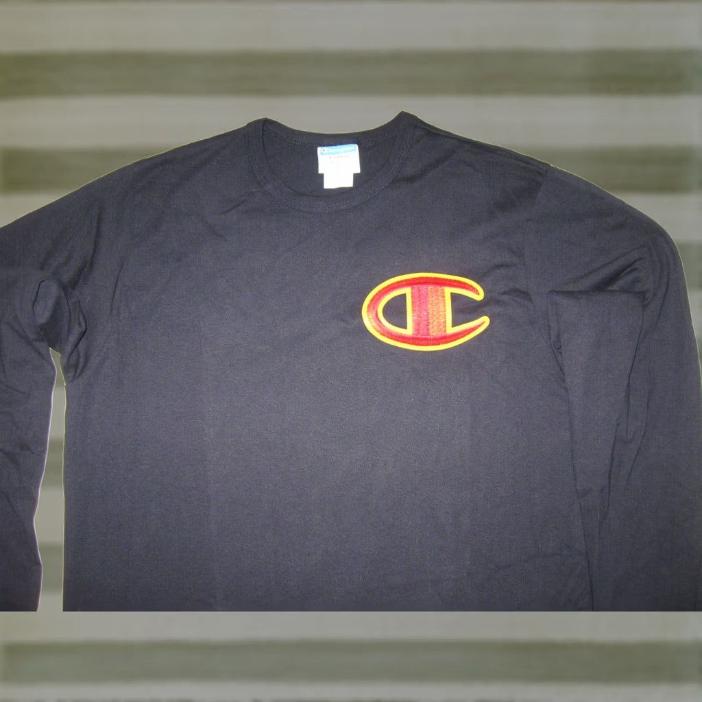 Champion Champion Long Sleeve Shirt Men XL Navy Blue Logo Cotton Crew Neck T-Shirt Size US XL / EU 56 / 4 - 1 Thumbnail