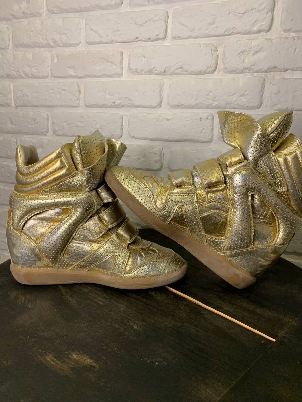 Isabel Marant Etoile Isabel Marant Metallic Gold Leather Bekett Wedge Sneakers Size US 8 / IT 38 - 8 Thumbnail