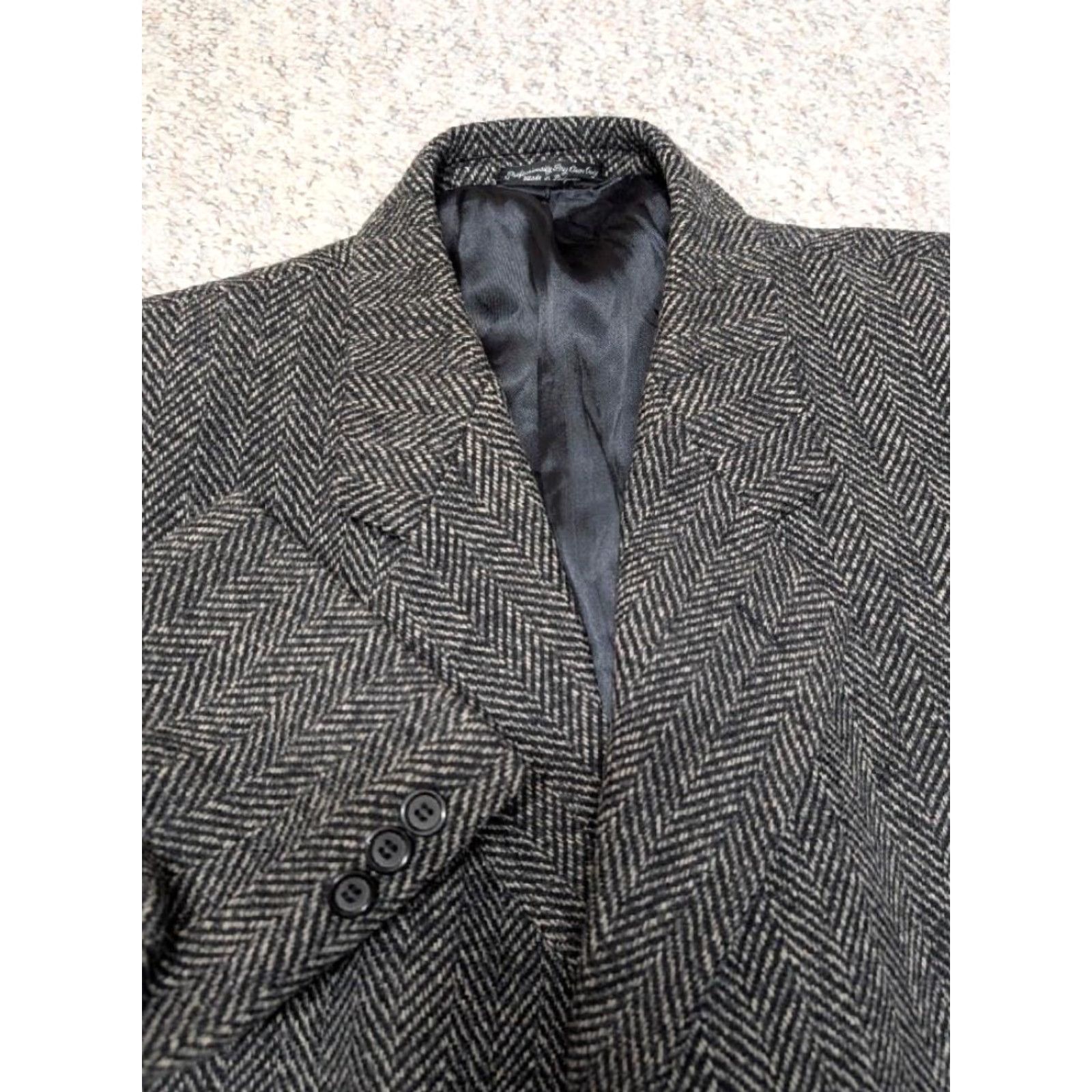 Vintage VINTAGE charcoal gray/gray tweed donegal wool overcoat long, 44/L, herringbone, trench coat, men, overcoat Size US L / EU 52-54 / 3 - 7 Thumbnail