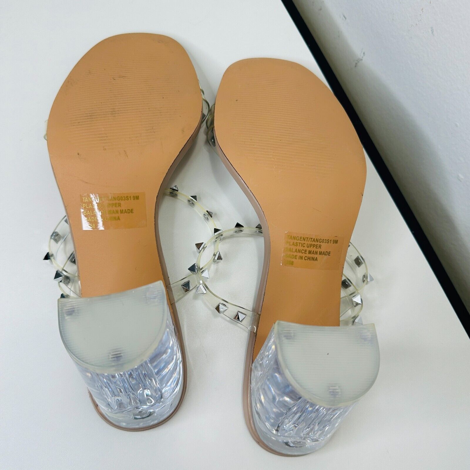 Steve Madden Steve Madden Lucite Cone Heel Clear Silver Stud Sandal 9 Size US 9 / IT 39 - 14 Thumbnail