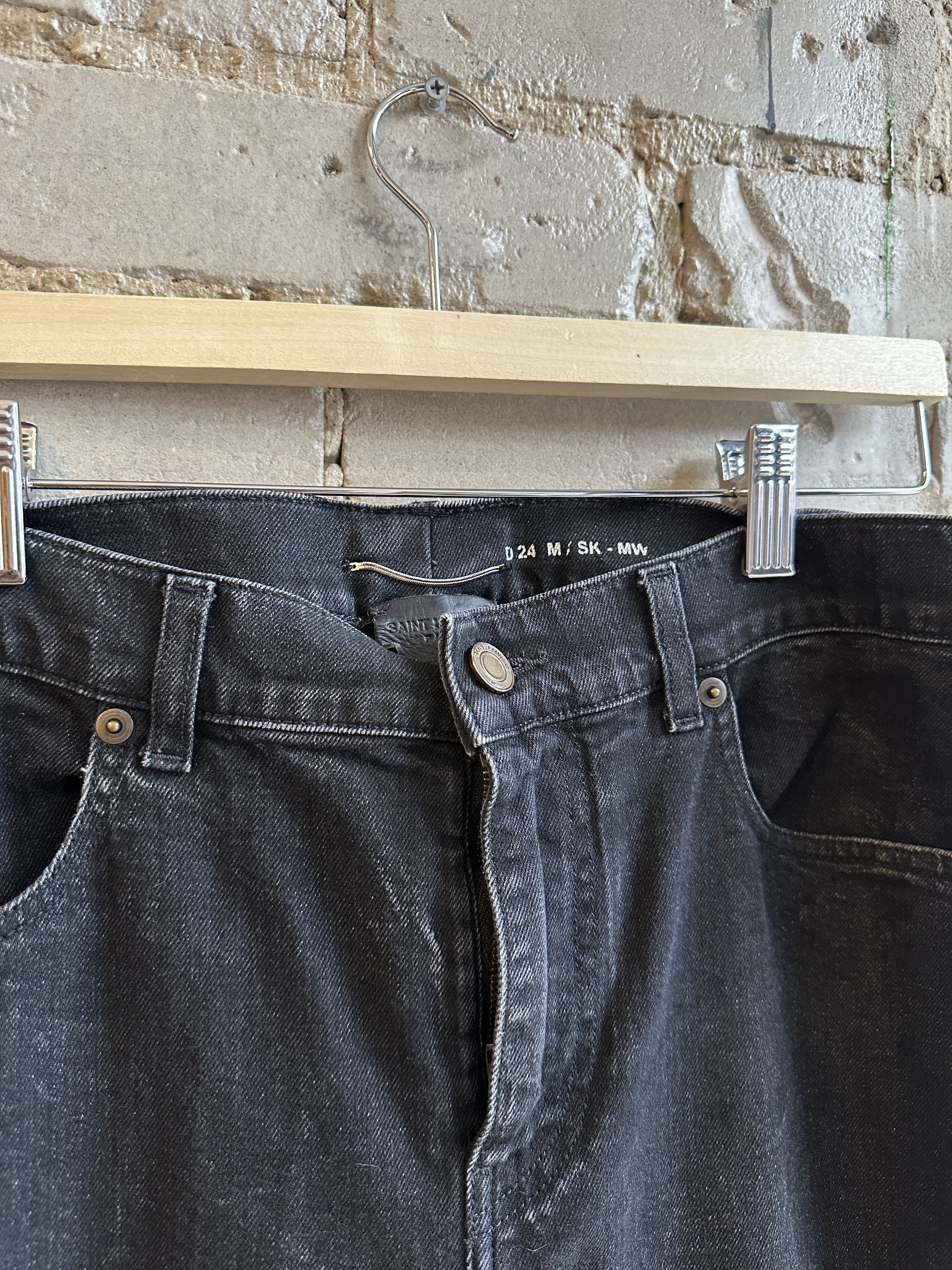 Saint Laurent Paris Saint Laurent Paris D24 Jeans Size 32 Size US 32 / EU 48 - 4 Thumbnail
