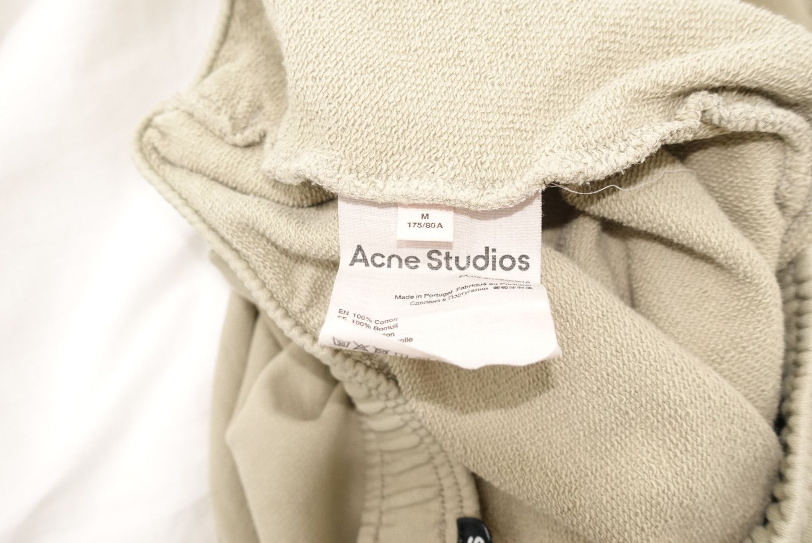 Acne Studios Acne Studios Oversized Drawstring Face Sweat Shorts Size US 30 / EU 46 - 4 Thumbnail