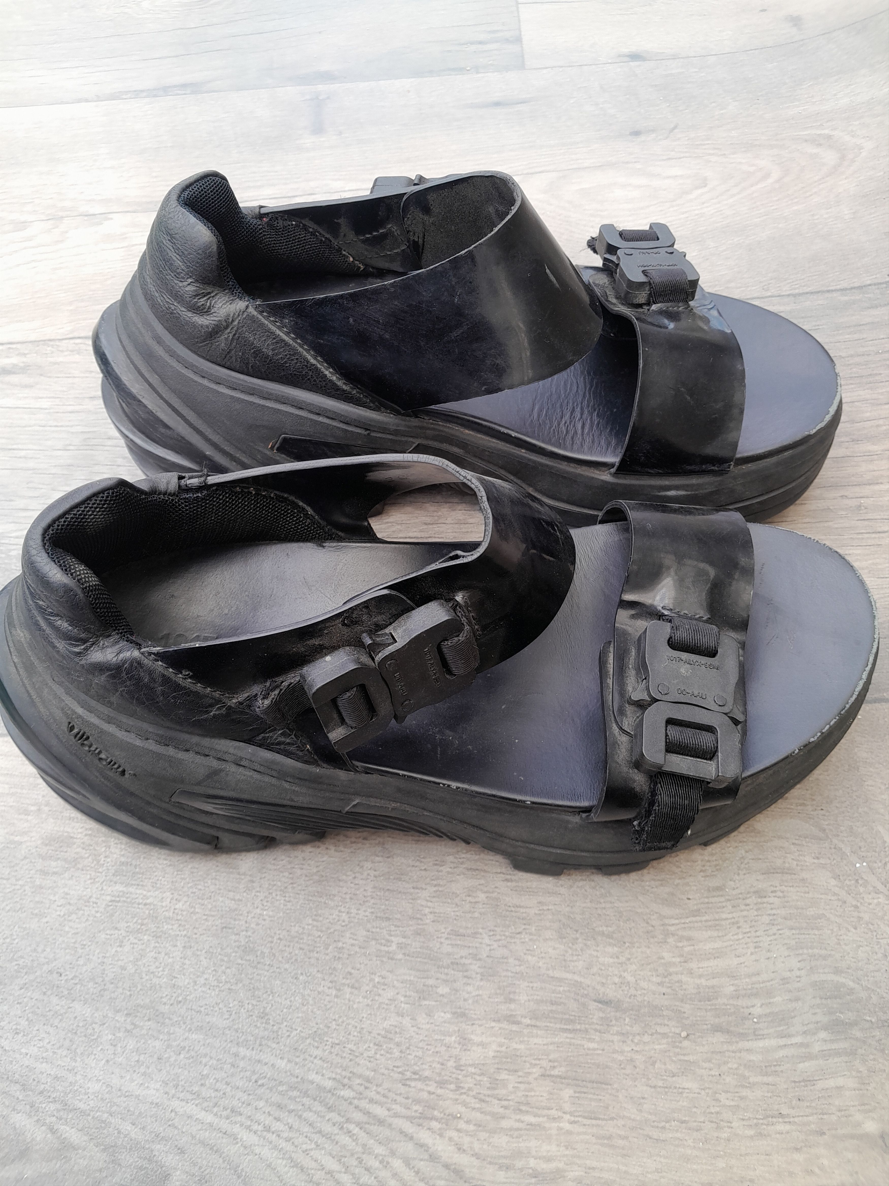1017 ALYX 9SM 1017 ALYX 9SM Vibram sole sandals Size US 6 / IT 36 - 2 Thumbnail