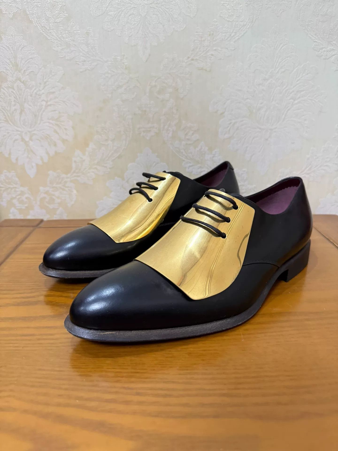 Celine Celine Metallic Gold Leather Shoes 6.5 Men Size US 6.5 / EU 39-40 - 1 Thumbnail