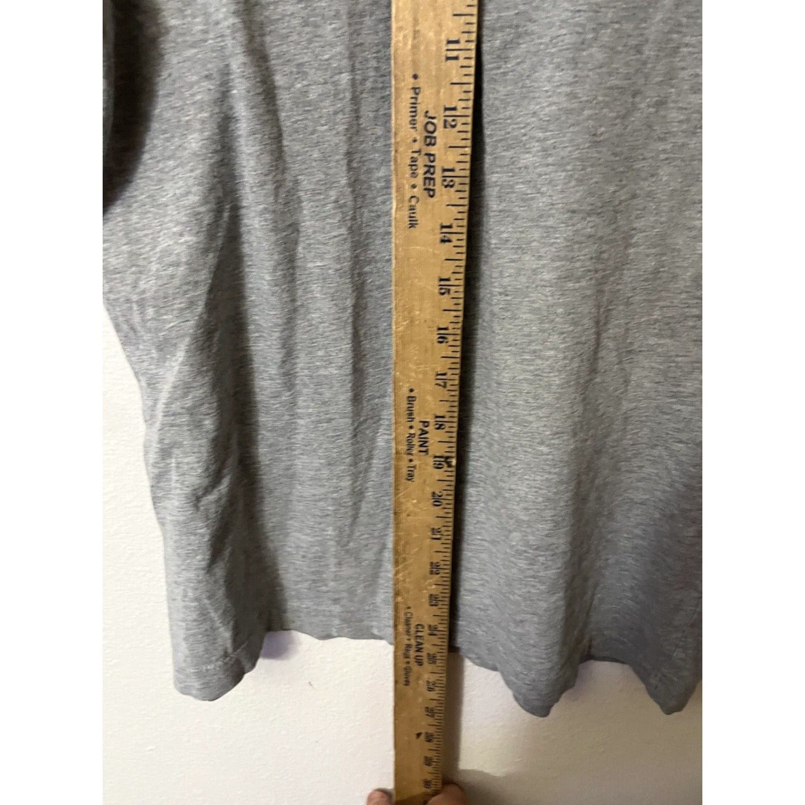 Nike Nike Dri-FIT Tee T-Shirt Nike Solid Gray Small Adult Short Sleeve Crewneck Logo Big Brand Men Cotton Polyester Nike Logo Shirt Size US S / EU 44-46 / 1 - 4 Thumbnail